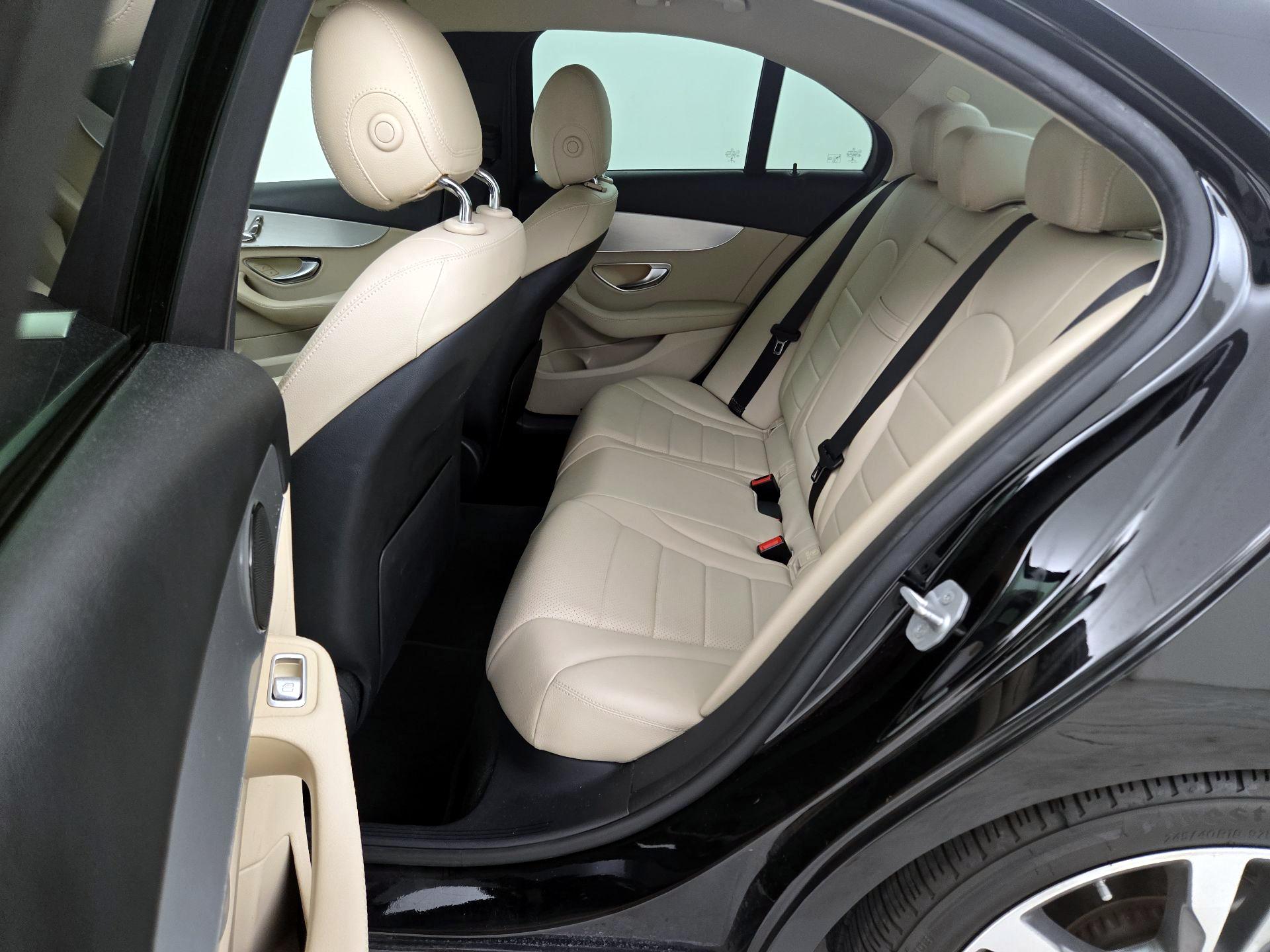 Thumbnail: 2016 Mercedes-Benz C-Class - 19