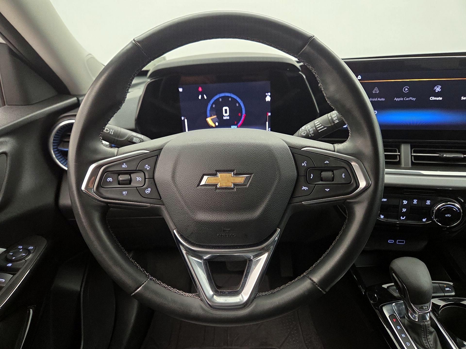Thumbnail: 2024 Chevrolet Trax - 10
