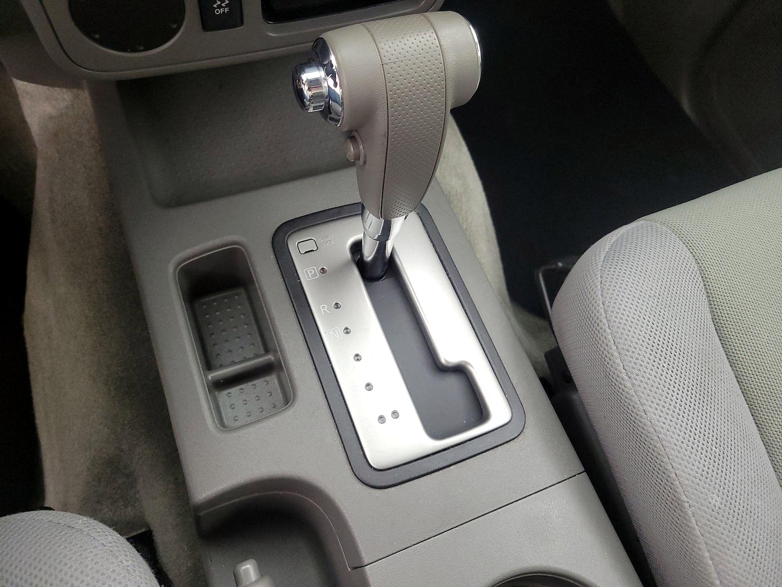 2018 Nissan Frontier S - Photo 16