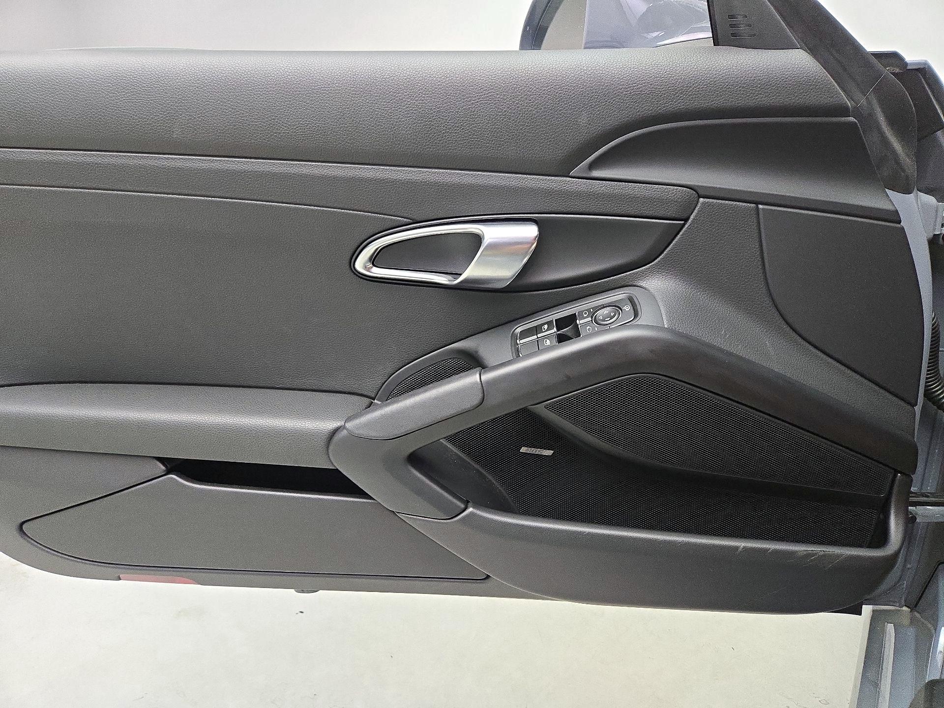 Thumbnail: 2024 Porsche 718 Cayman - 12
