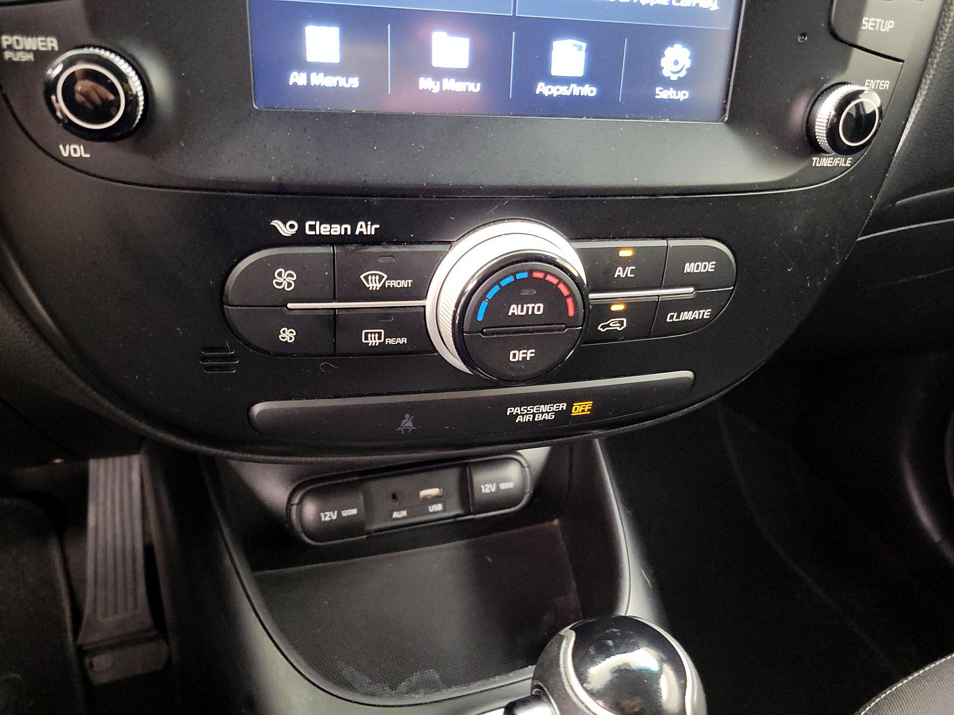 Thumbnail: 2019 Kia Soul - 16
