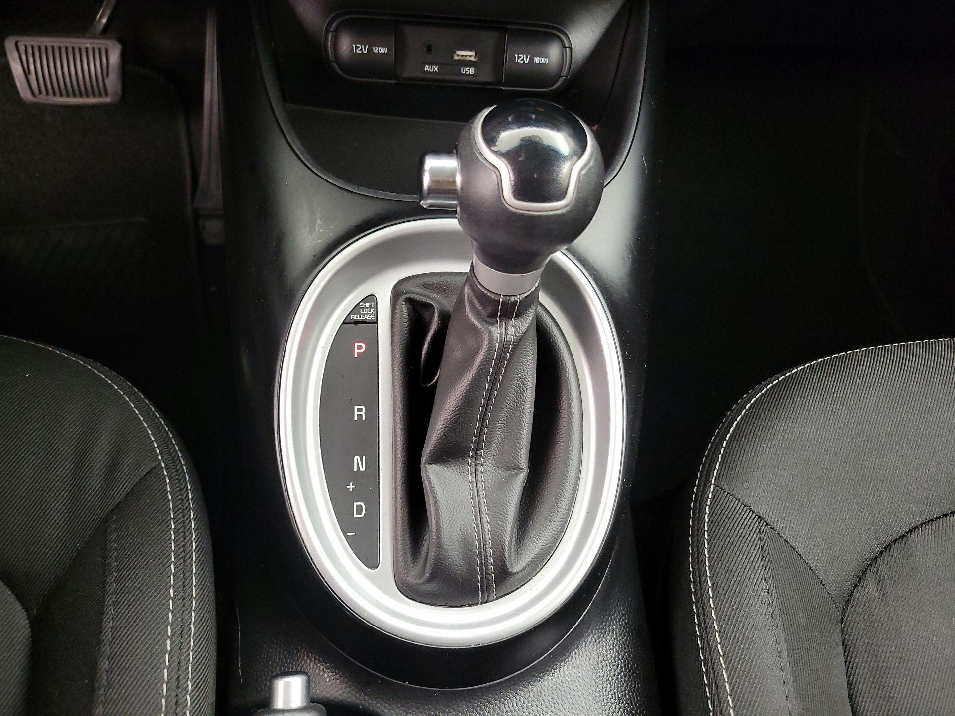 Thumbnail: 2019 Kia Soul - 17