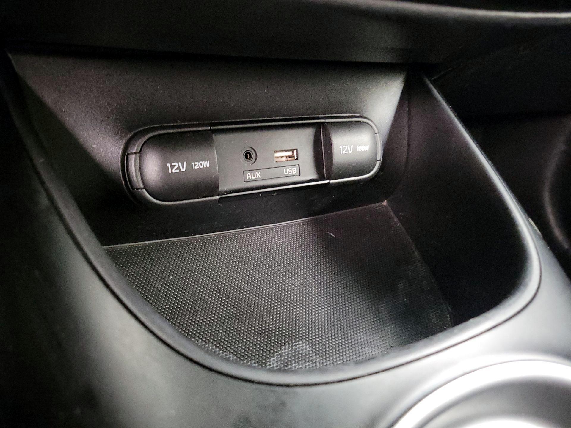 Thumbnail: 2019 Kia Soul - 18