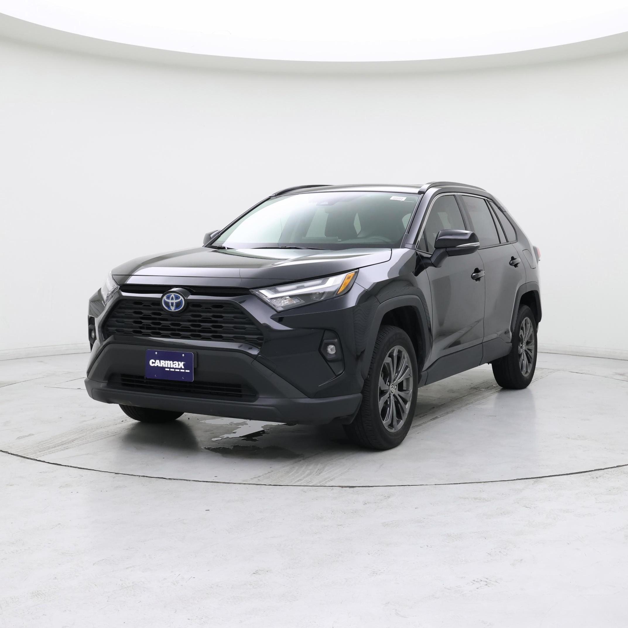 Thumbnail: 2023 Toyota RAV4 - 4