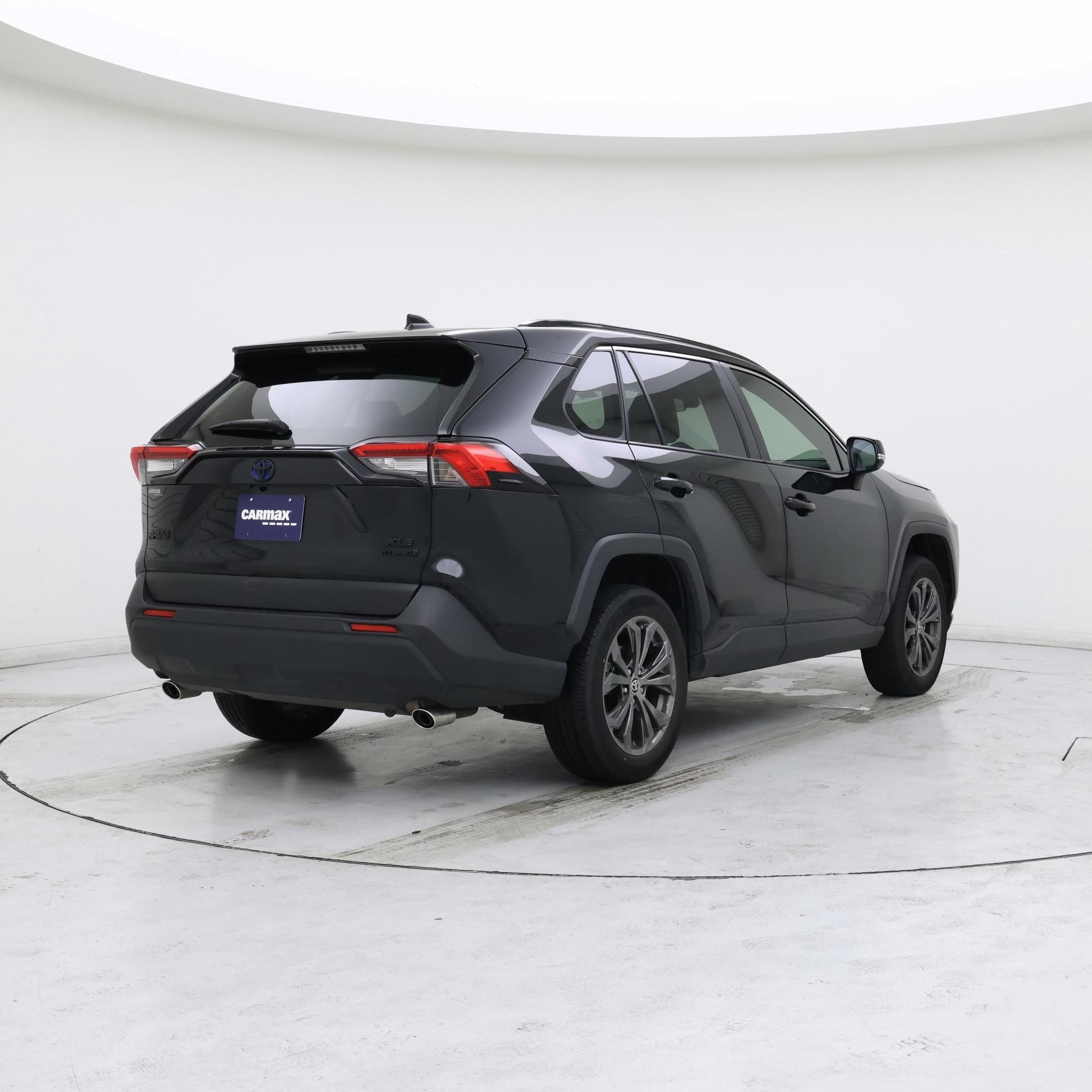 Thumbnail: 2023 Toyota RAV4 - 8