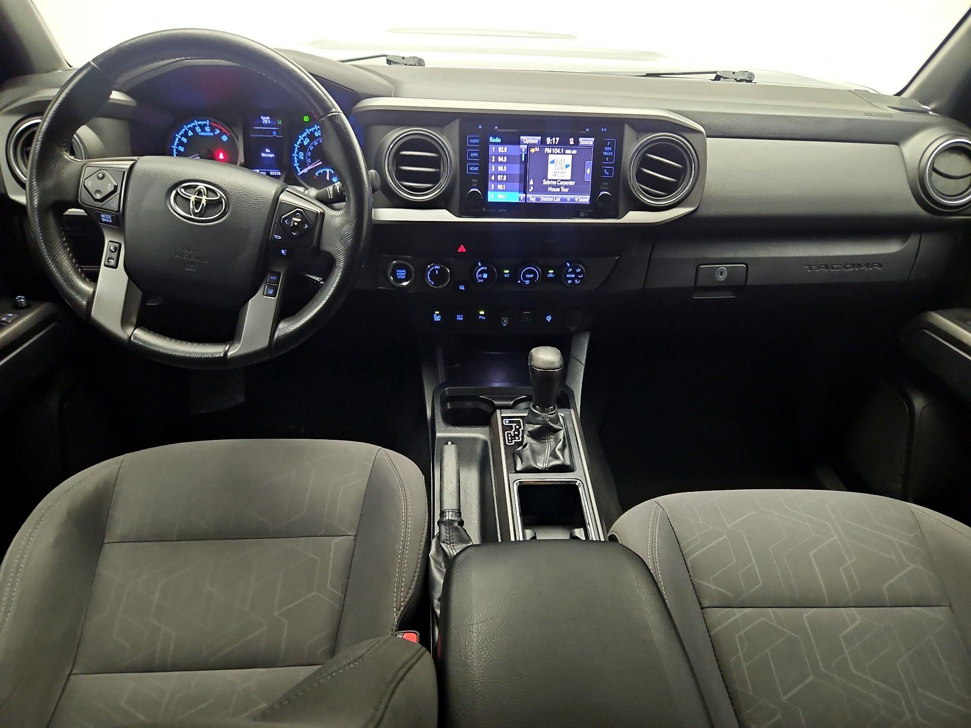 Thumbnail: 2019 Toyota Tacoma - 9