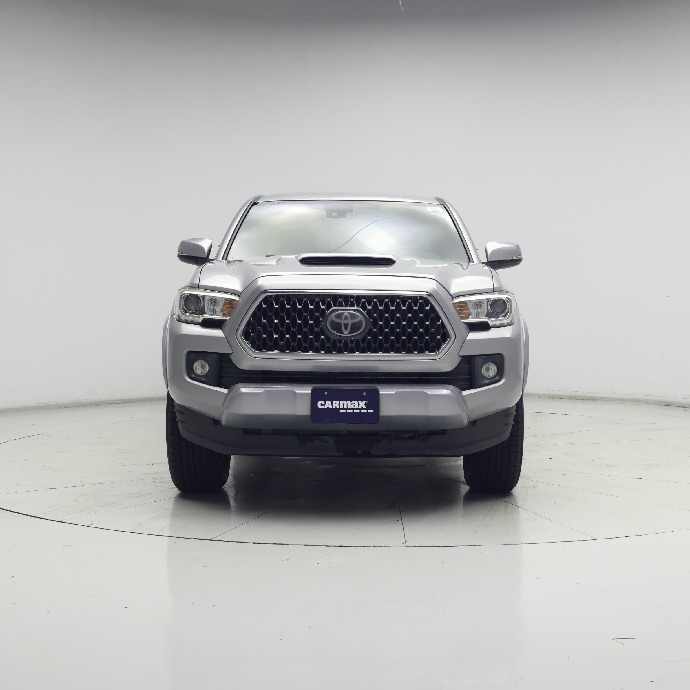 Thumbnail: 2019 Toyota Tacoma - 5