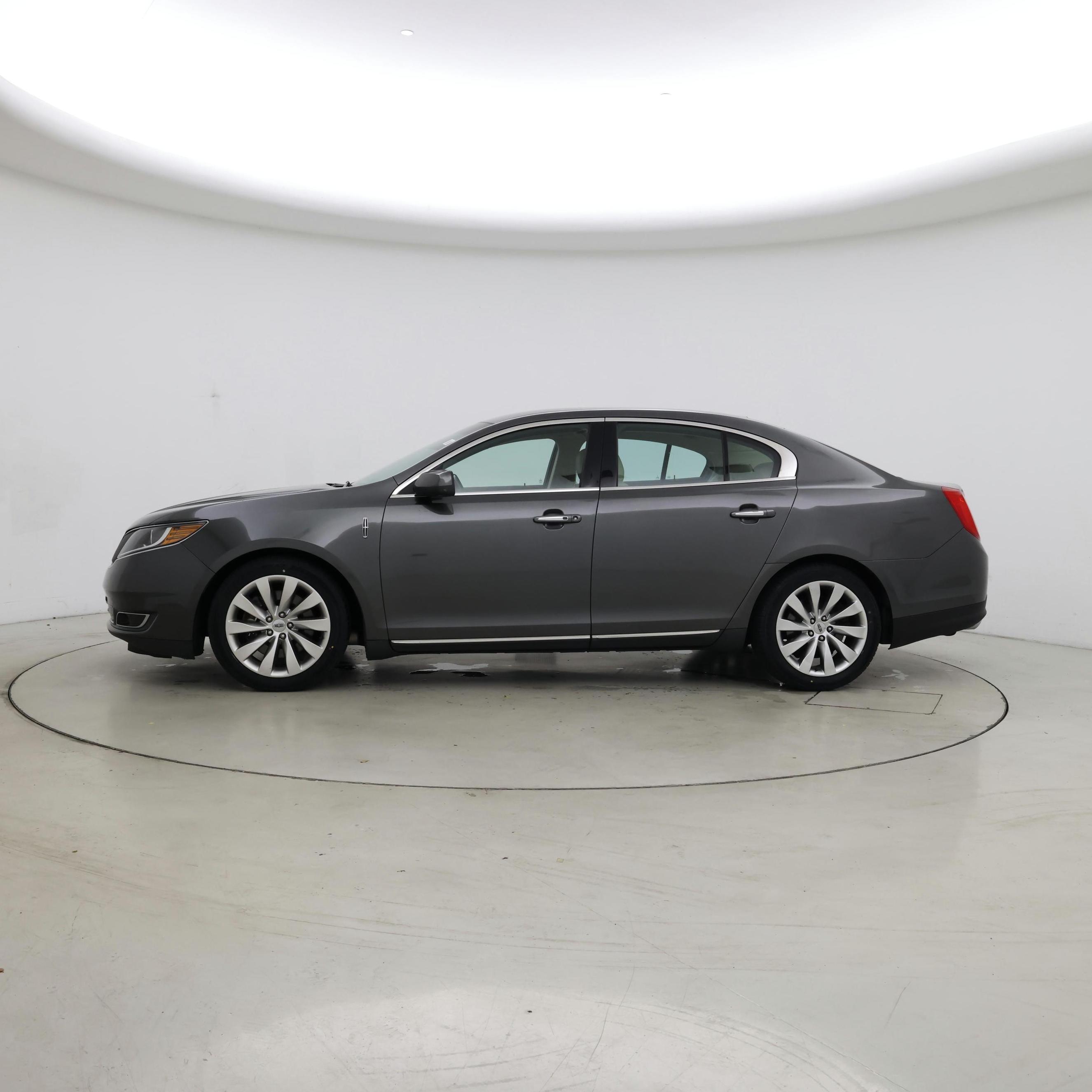 Thumbnail: 2016 Lincoln MKS - 3