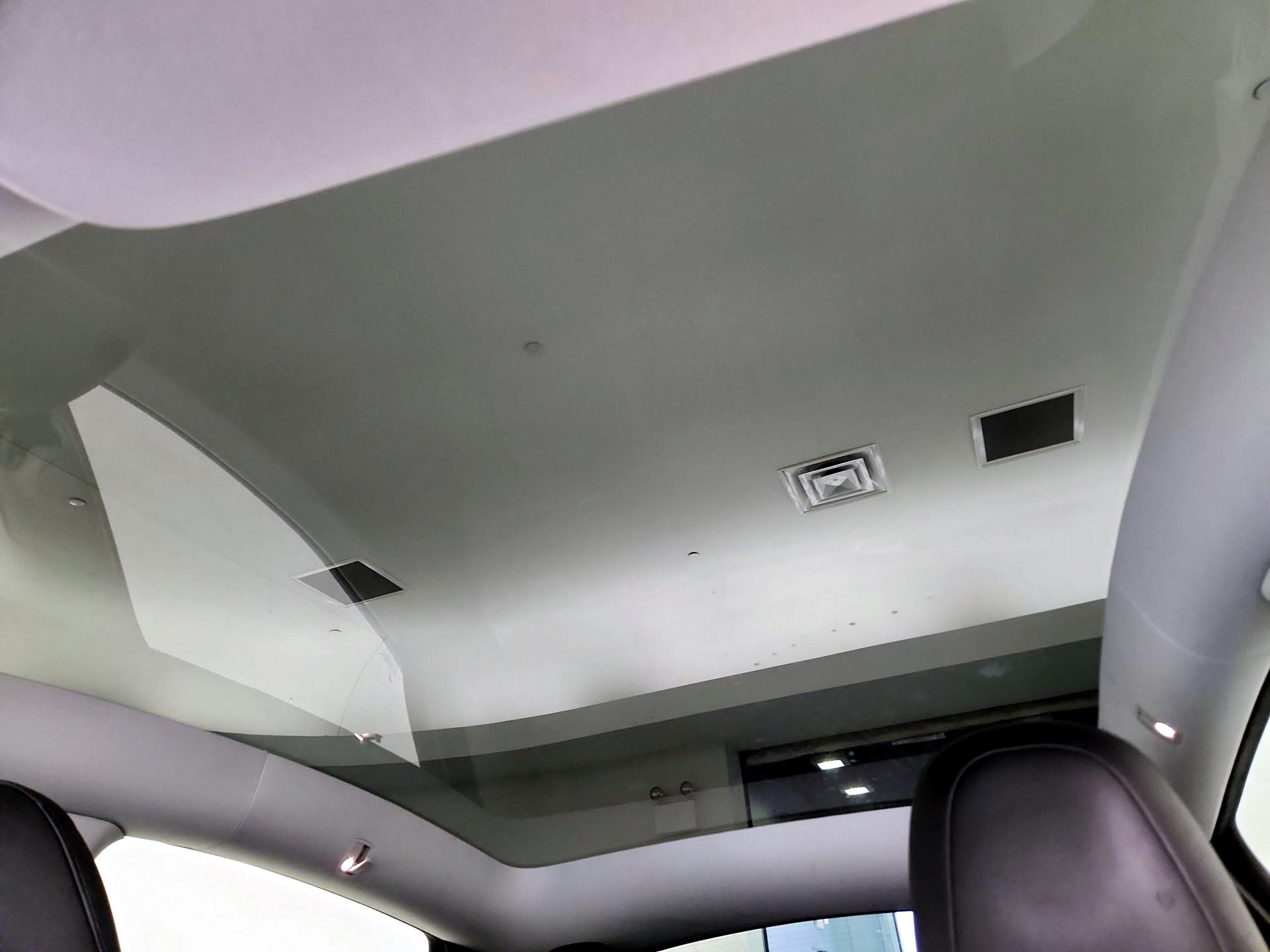 Thumbnail: 2020 Tesla Model Y - 17