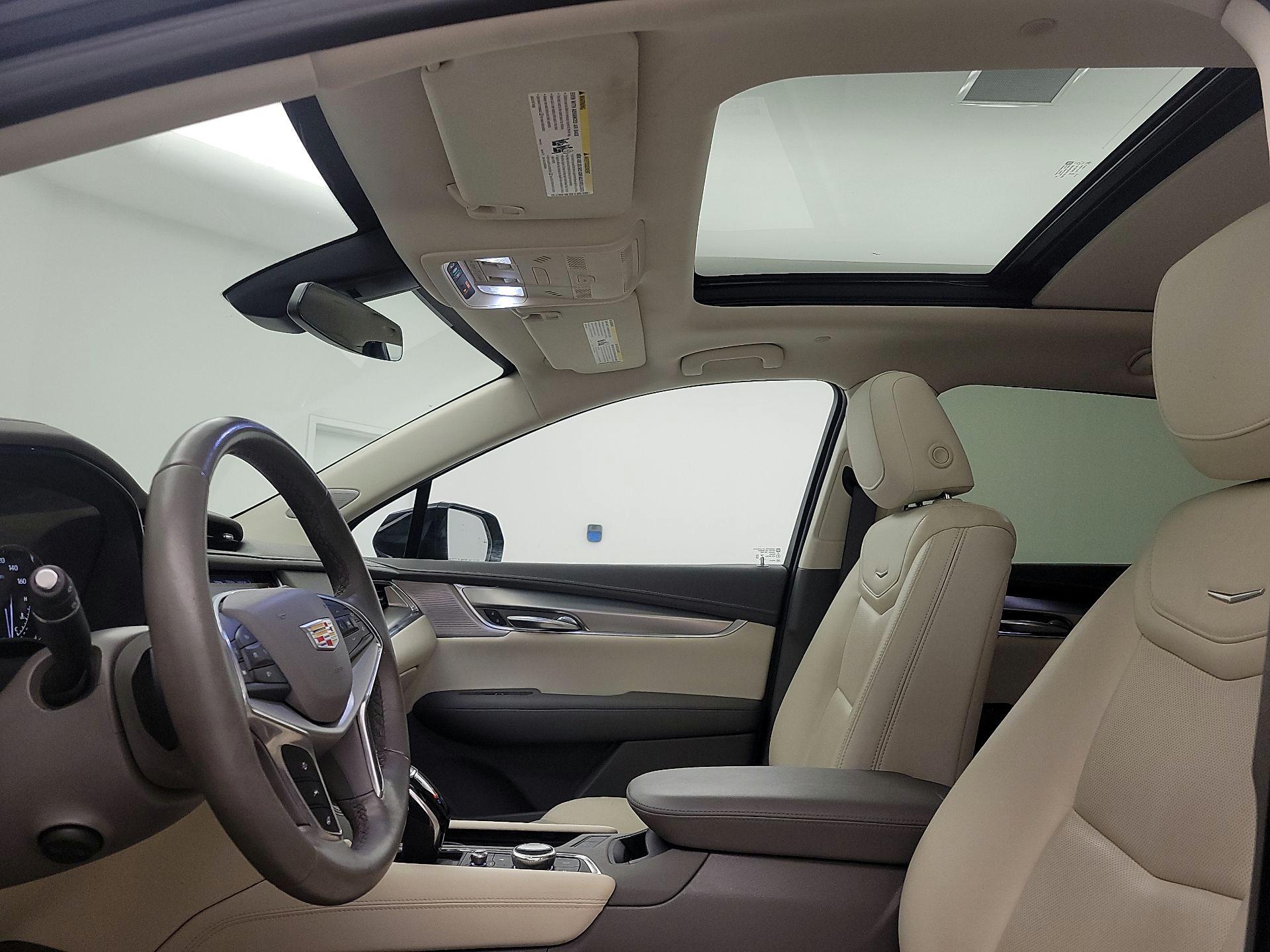 Thumbnail: 2021 Cadillac XT5 - 20