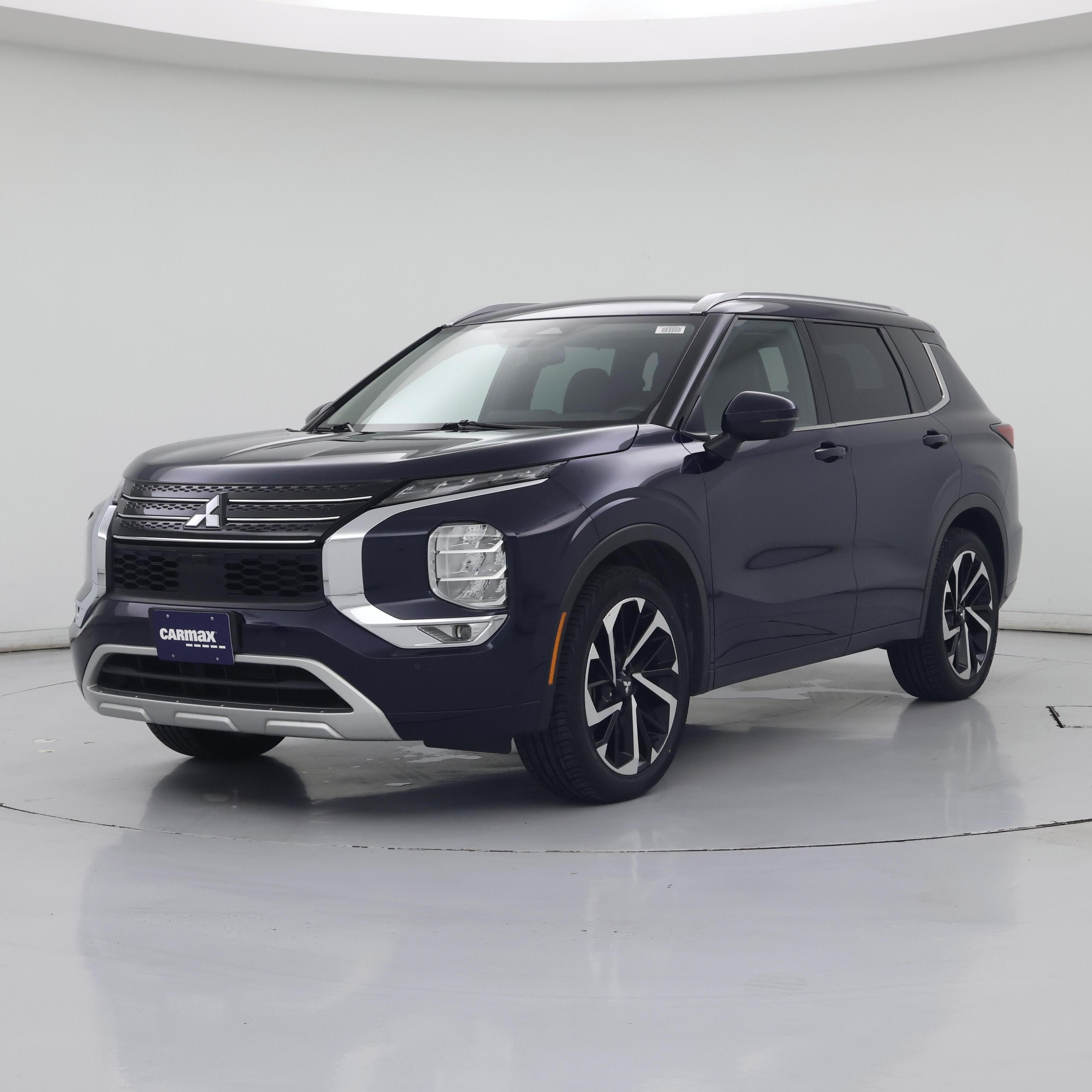 Thumbnail: 2023 Mitsubishi Outlander - 4