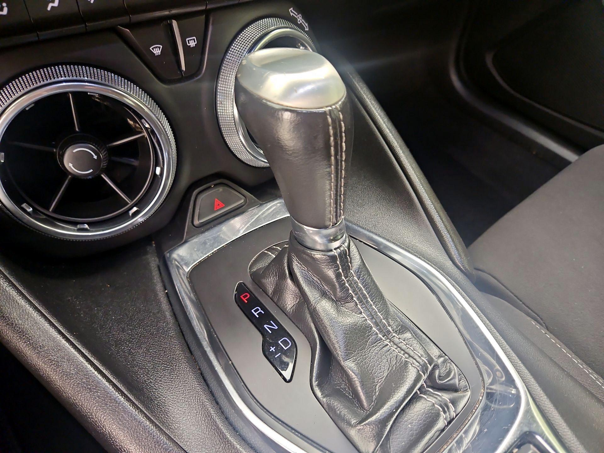 Thumbnail: 2020 Chevrolet Camaro - 18