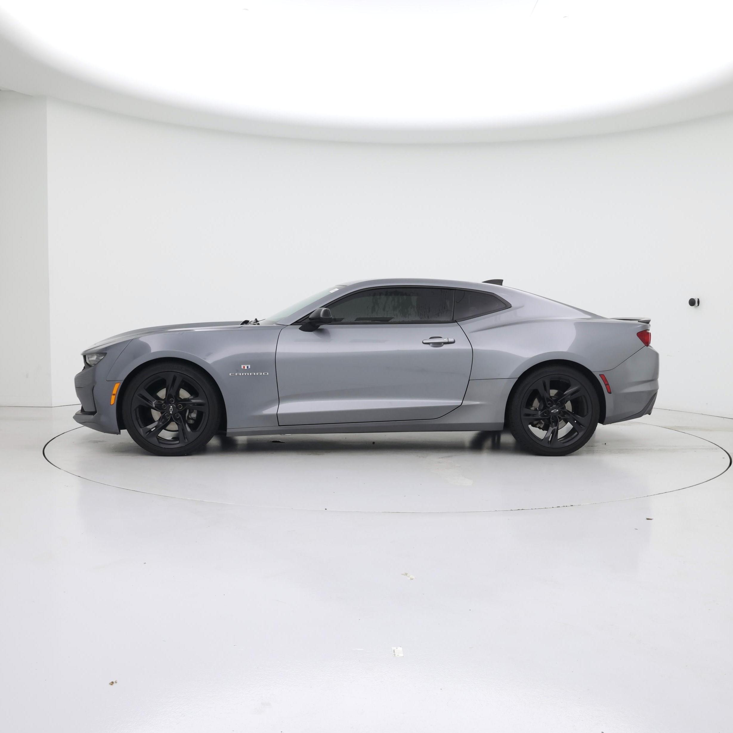 Thumbnail: 2020 Chevrolet Camaro - 3