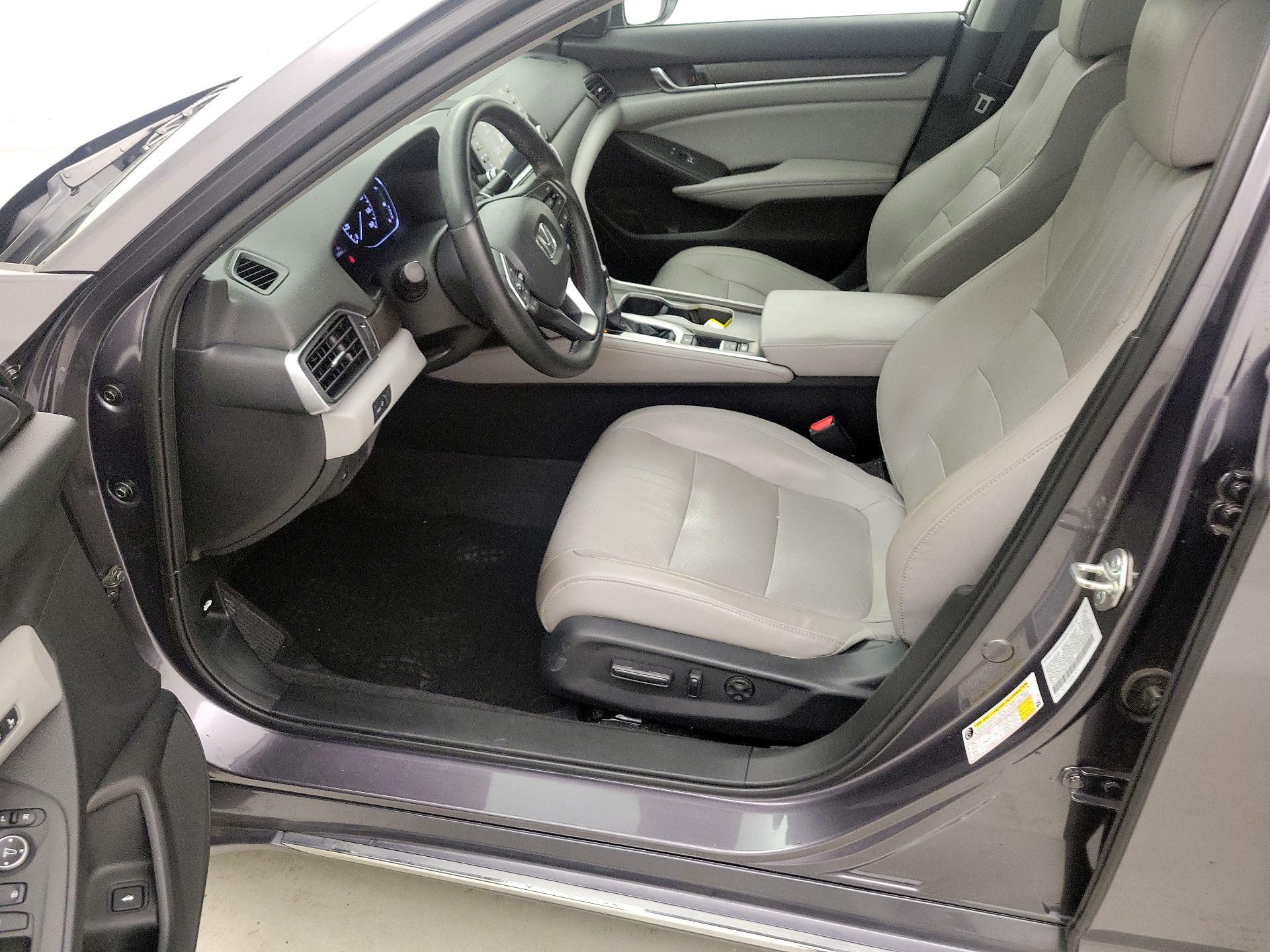 Thumbnail: 2018 Honda Accord - 11