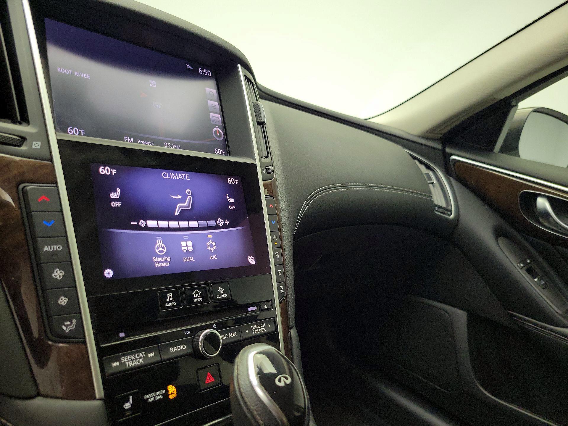 Thumbnail: 2018 INFINITI Q50 - 17