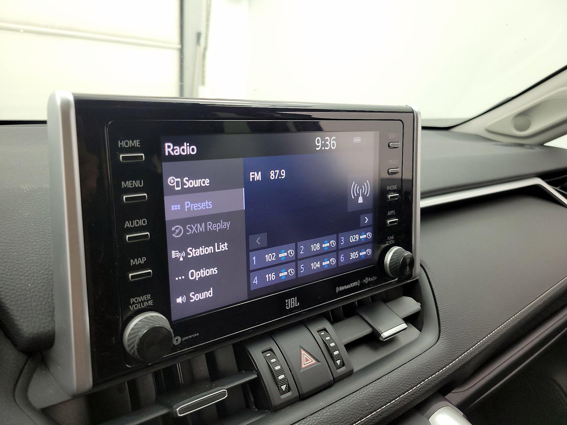 Thumbnail: 2019 Toyota RAV4 - 16