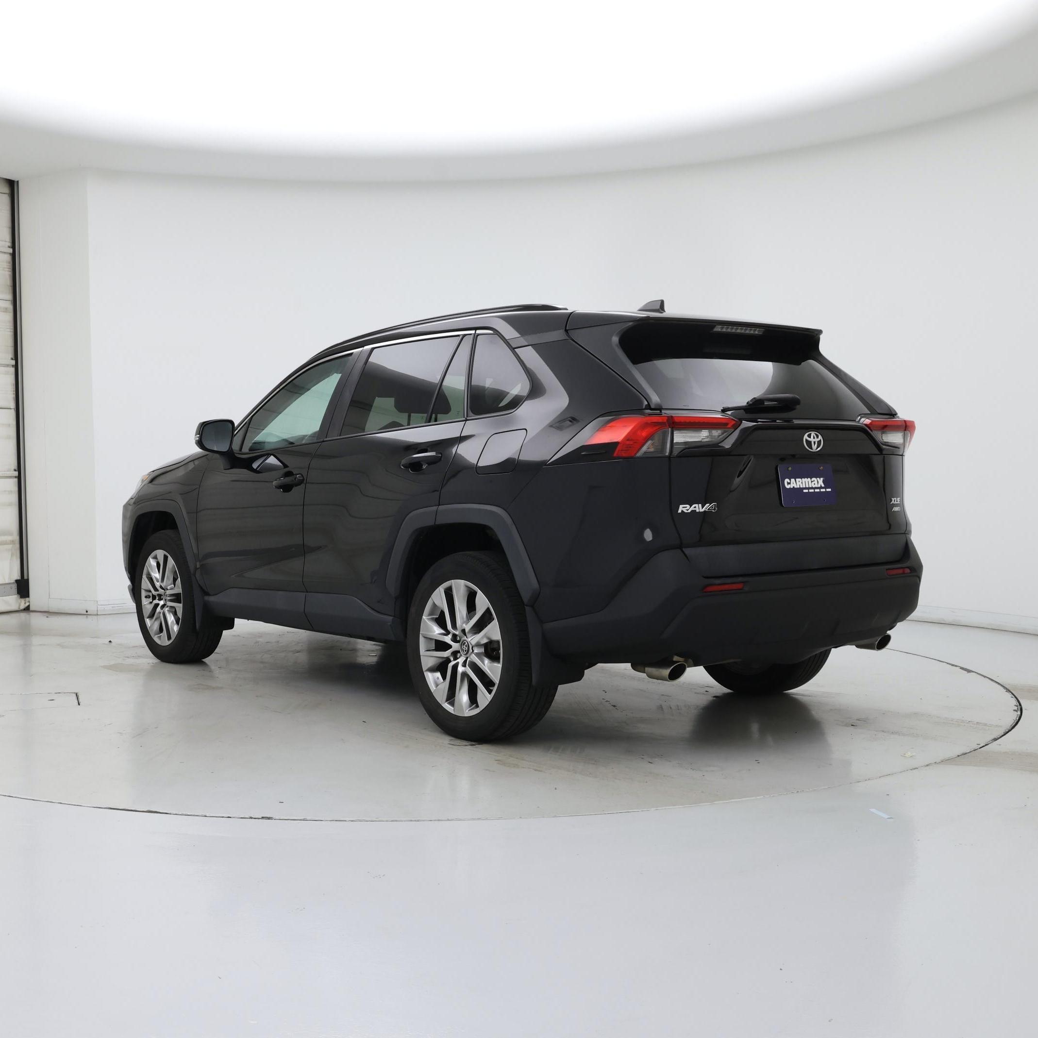 Thumbnail: 2019 Toyota RAV4 - 2