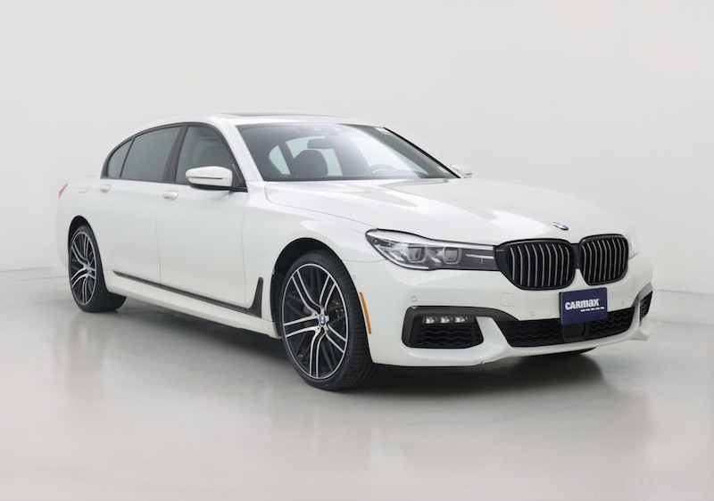 2019 BMW 740 I