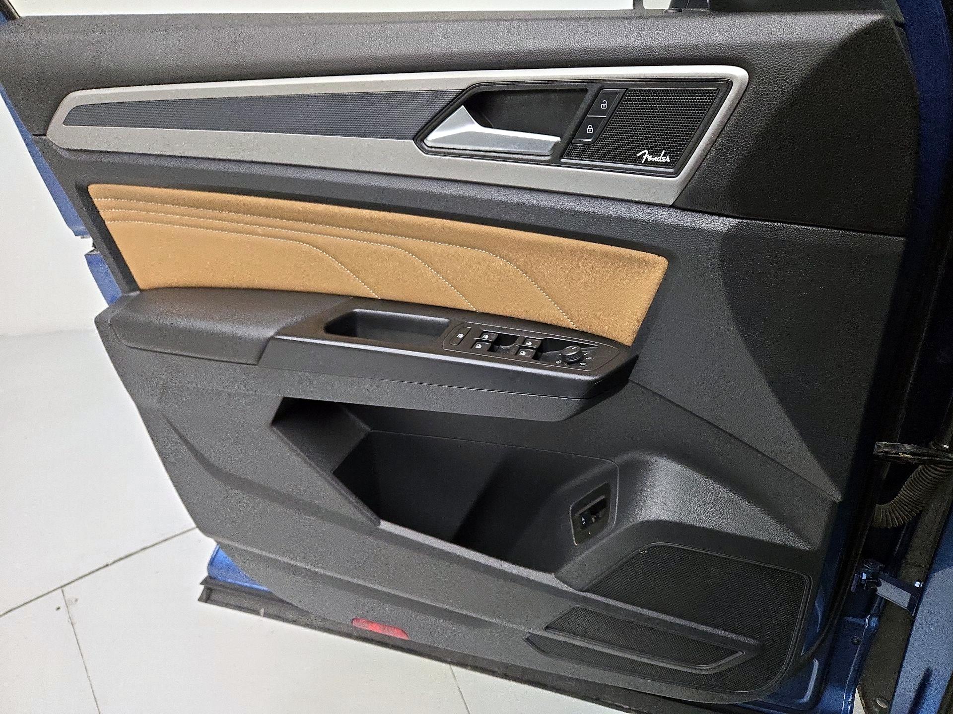 Thumbnail: 2020 Volkswagen Atlas - 12