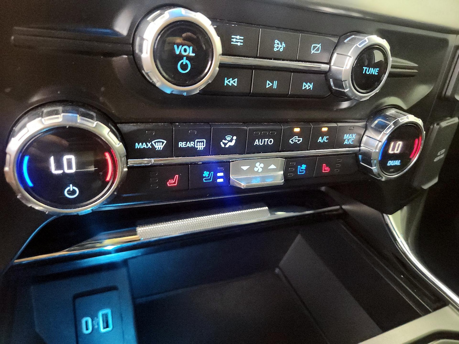 2021 Ford F-150 Lariat - Photo 8