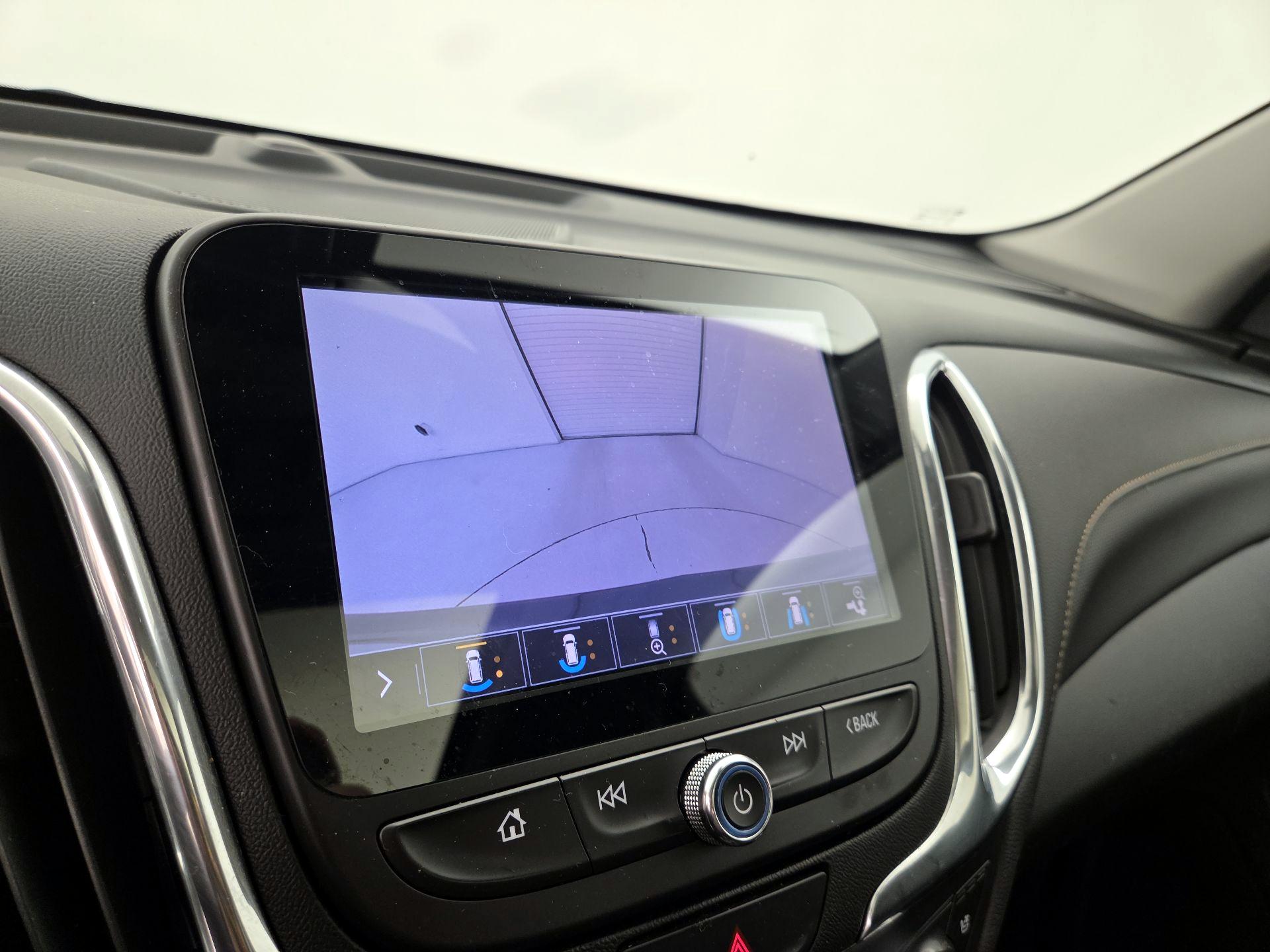 Thumbnail: 2020 Chevrolet Equinox - 15