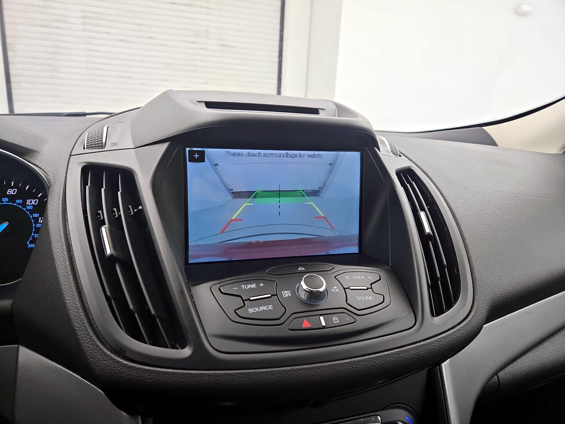 Thumbnail: 2016 Ford Escape - 14