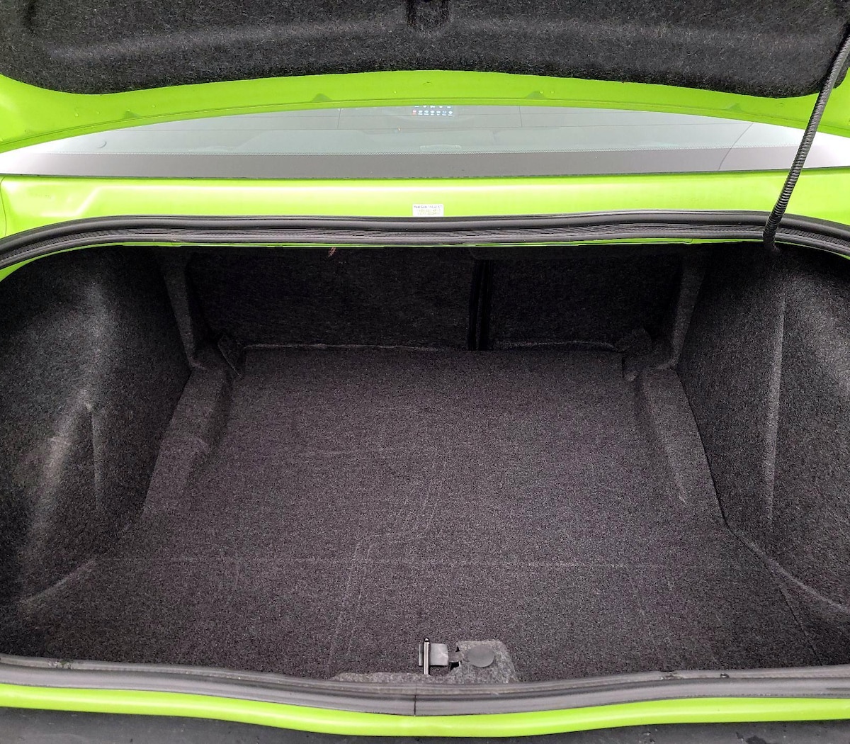 Trunk/Cargo (Seats Up)