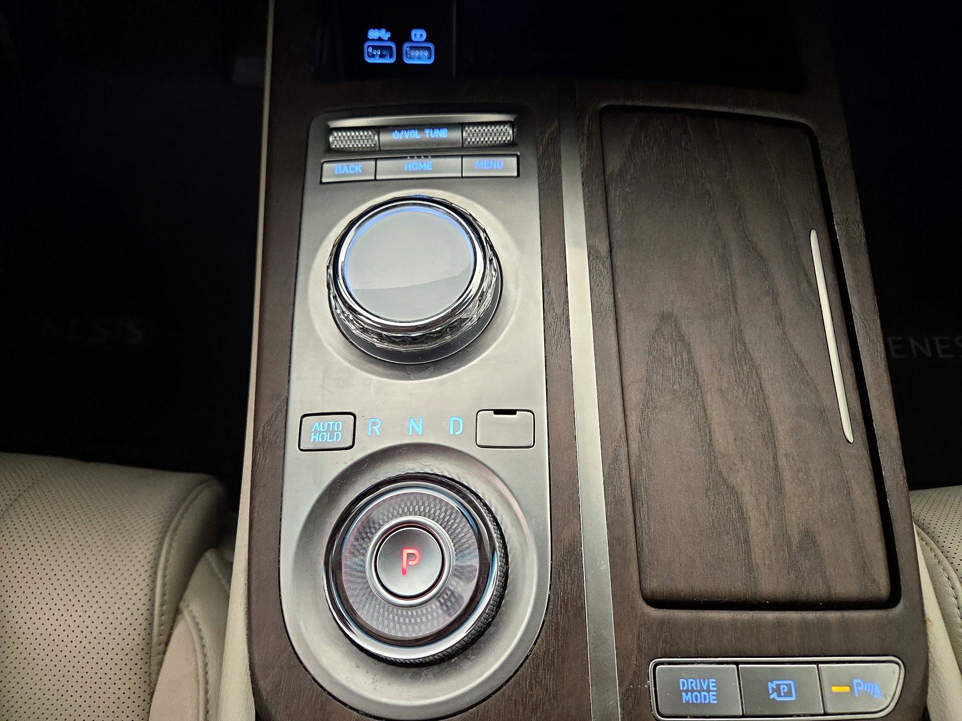 Thumbnail: 2023 Genesis G80 - 18