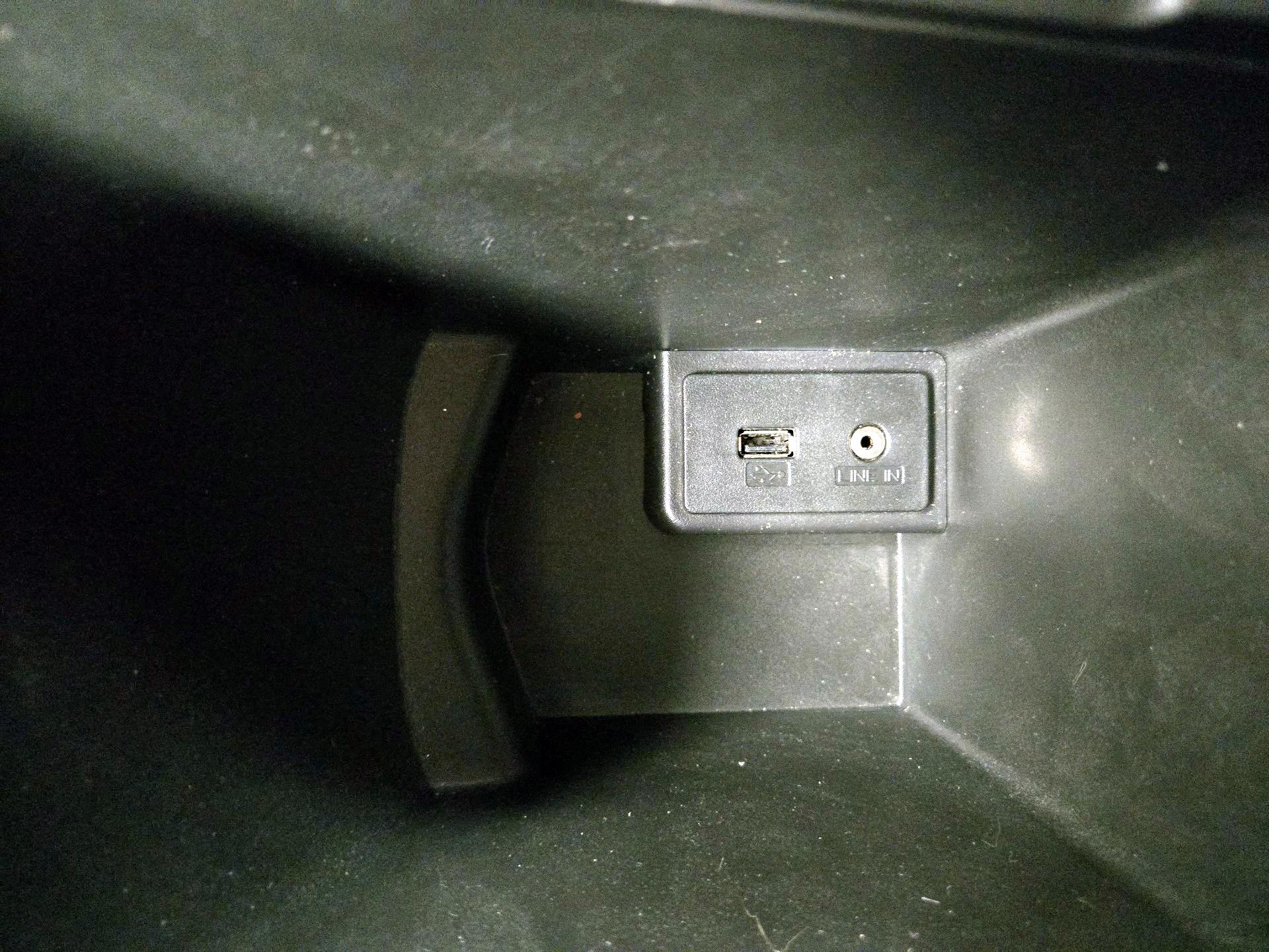 Thumbnail: 2016 Ford Transit Series - 18
