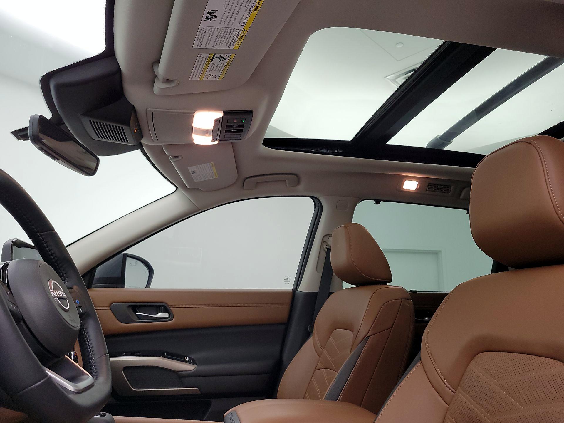 Thumbnail: 2025 Nissan Pathfinder - 20