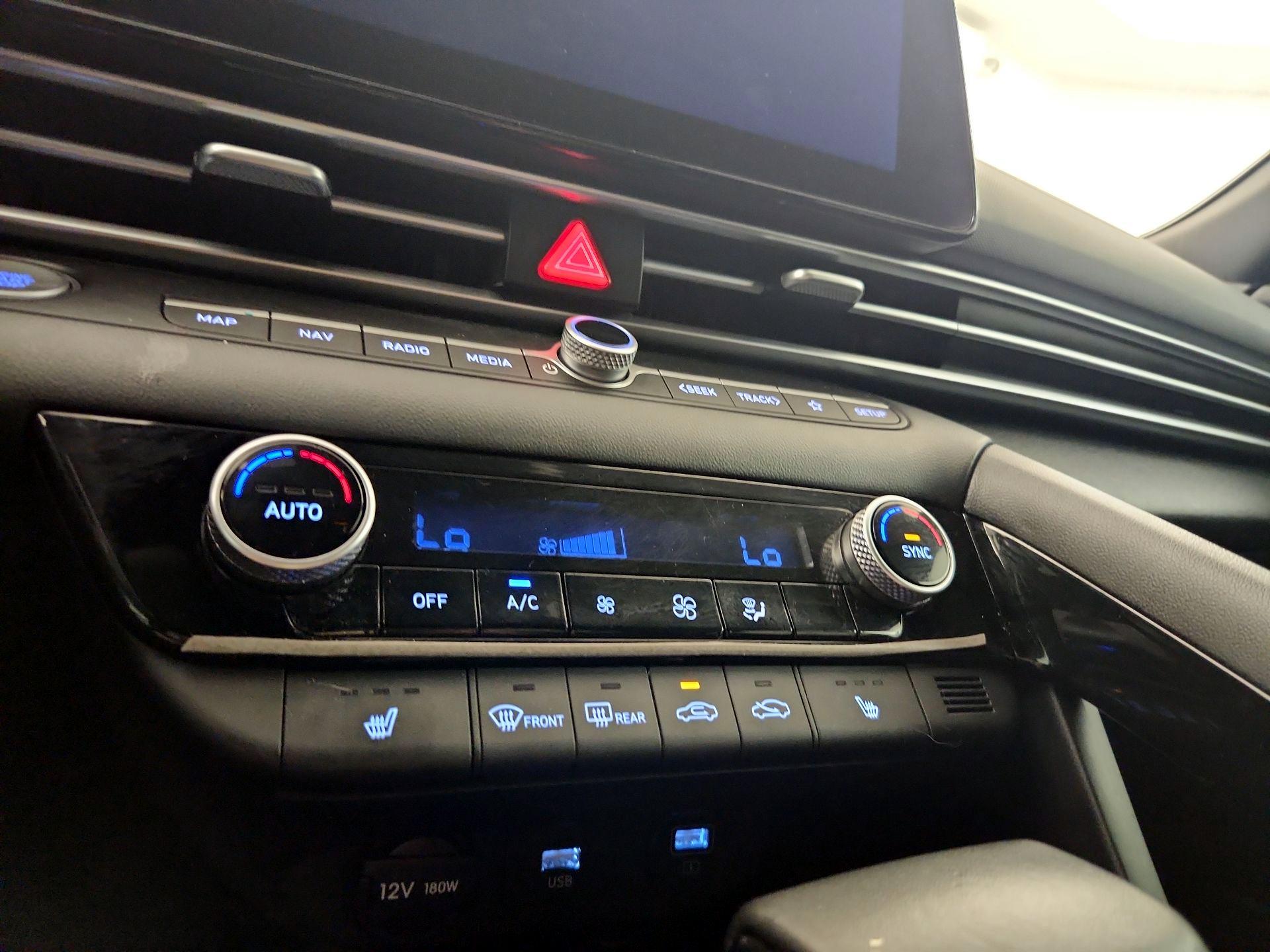 Thumbnail: 2023 Hyundai Elantra - 16