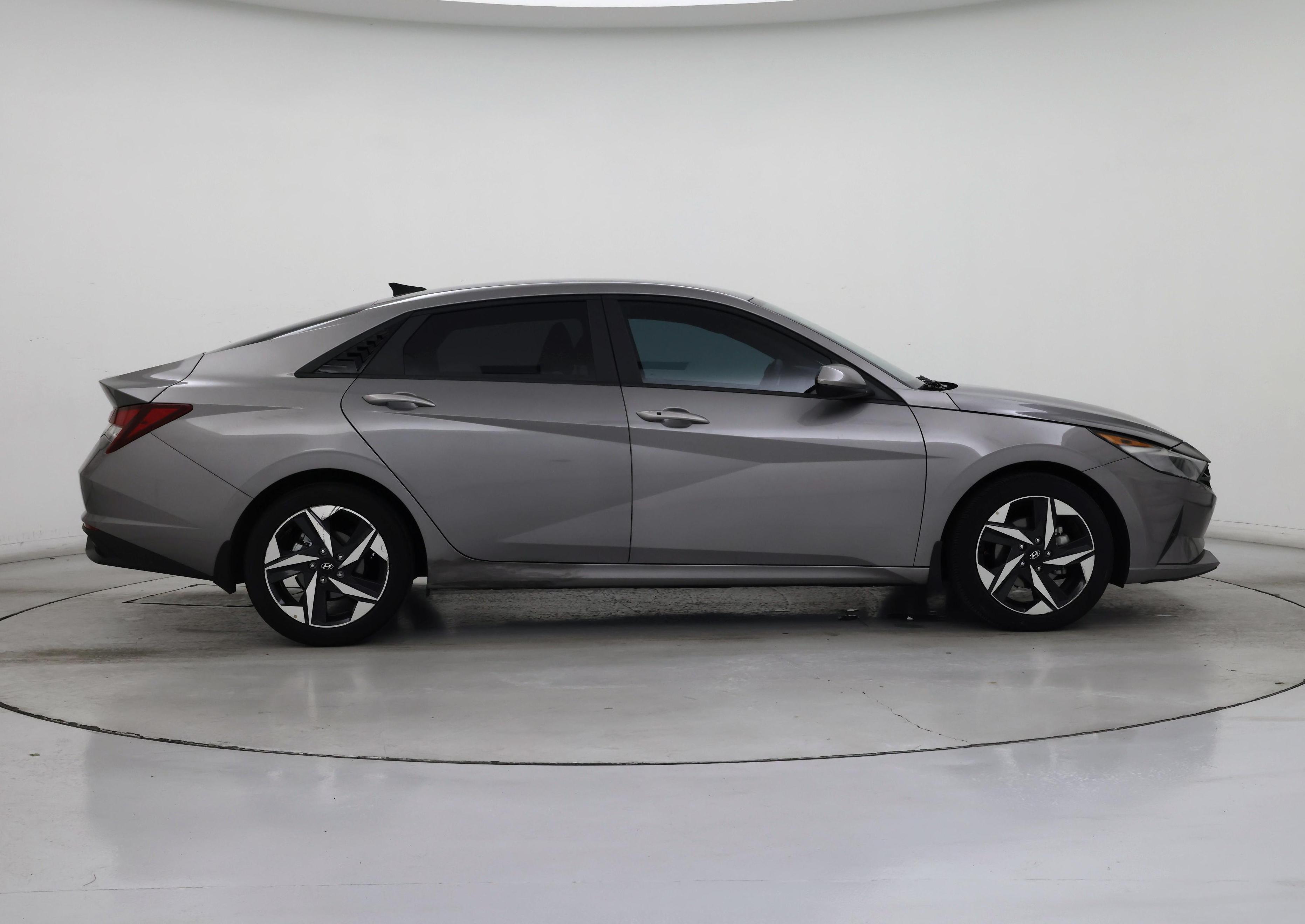 Thumbnail: 2023 Hyundai Elantra - 7