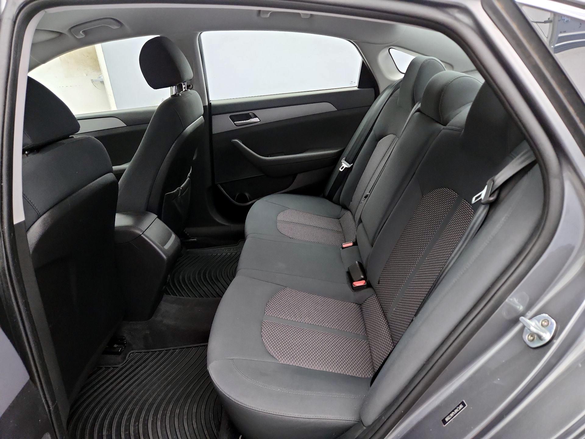 Thumbnail: 2018 Hyundai Sonata - 19