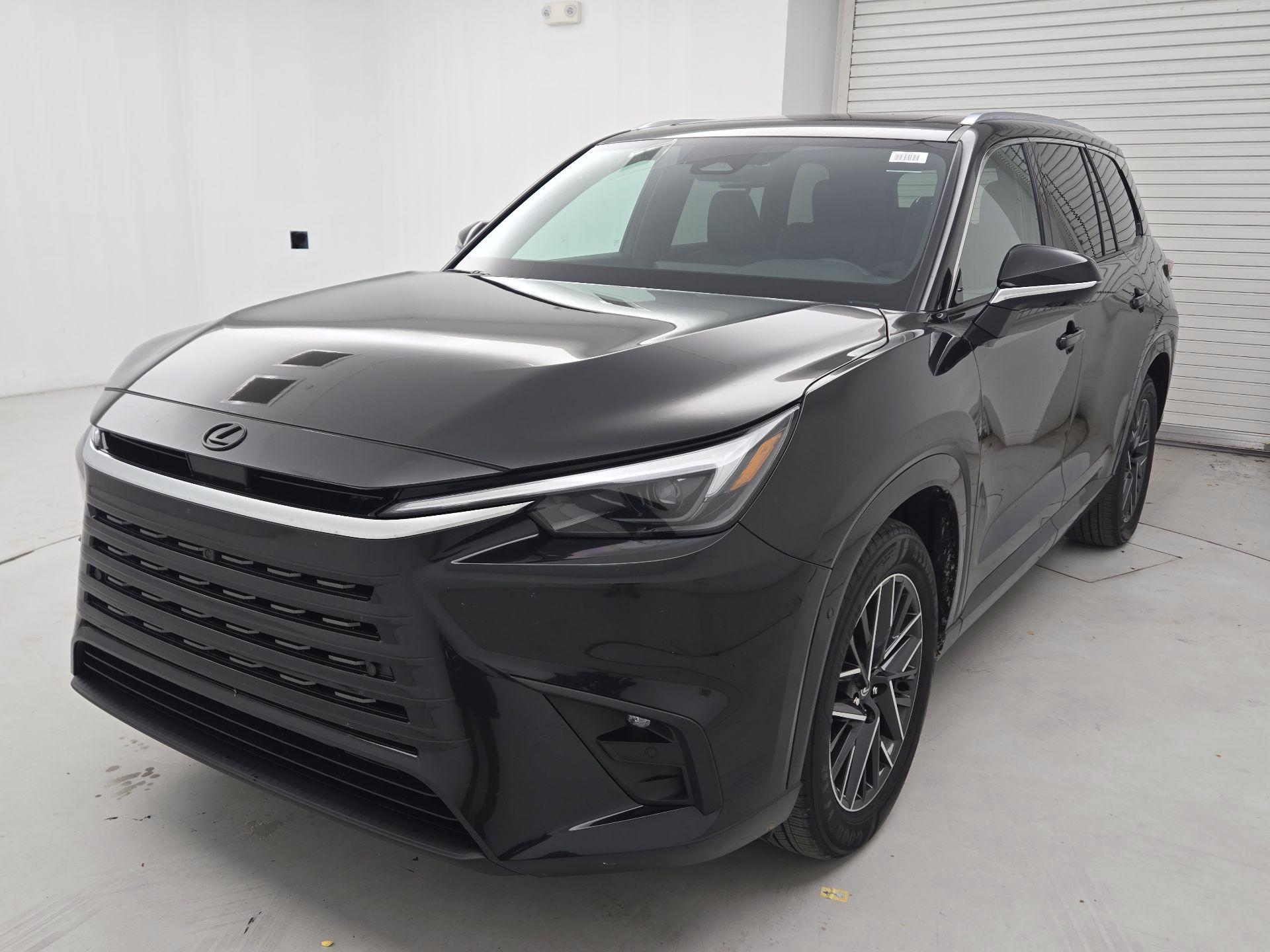 Thumbnail: 2026 Lexus TX - 3