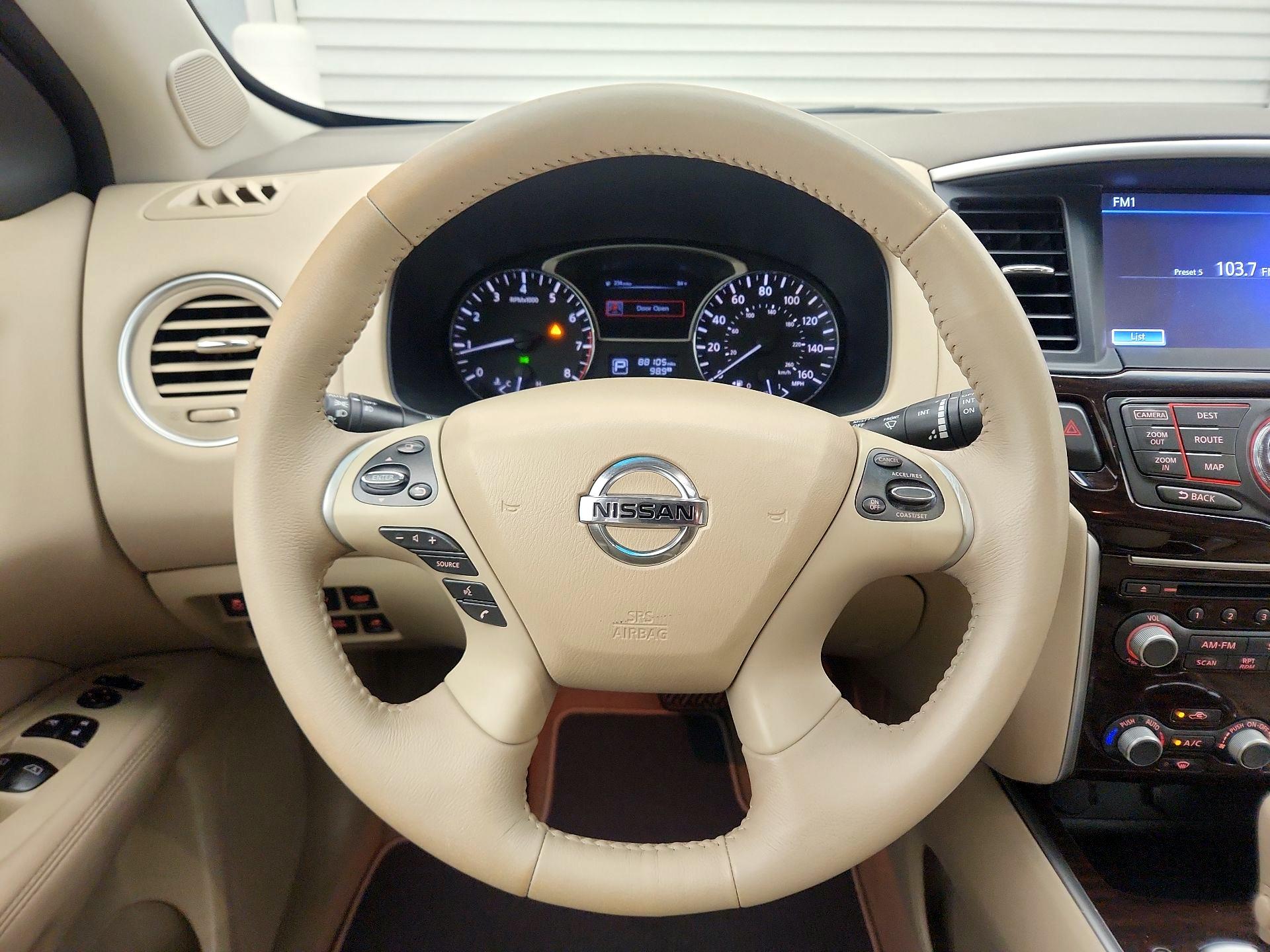 Thumbnail: 2014 Nissan Pathfinder - 10