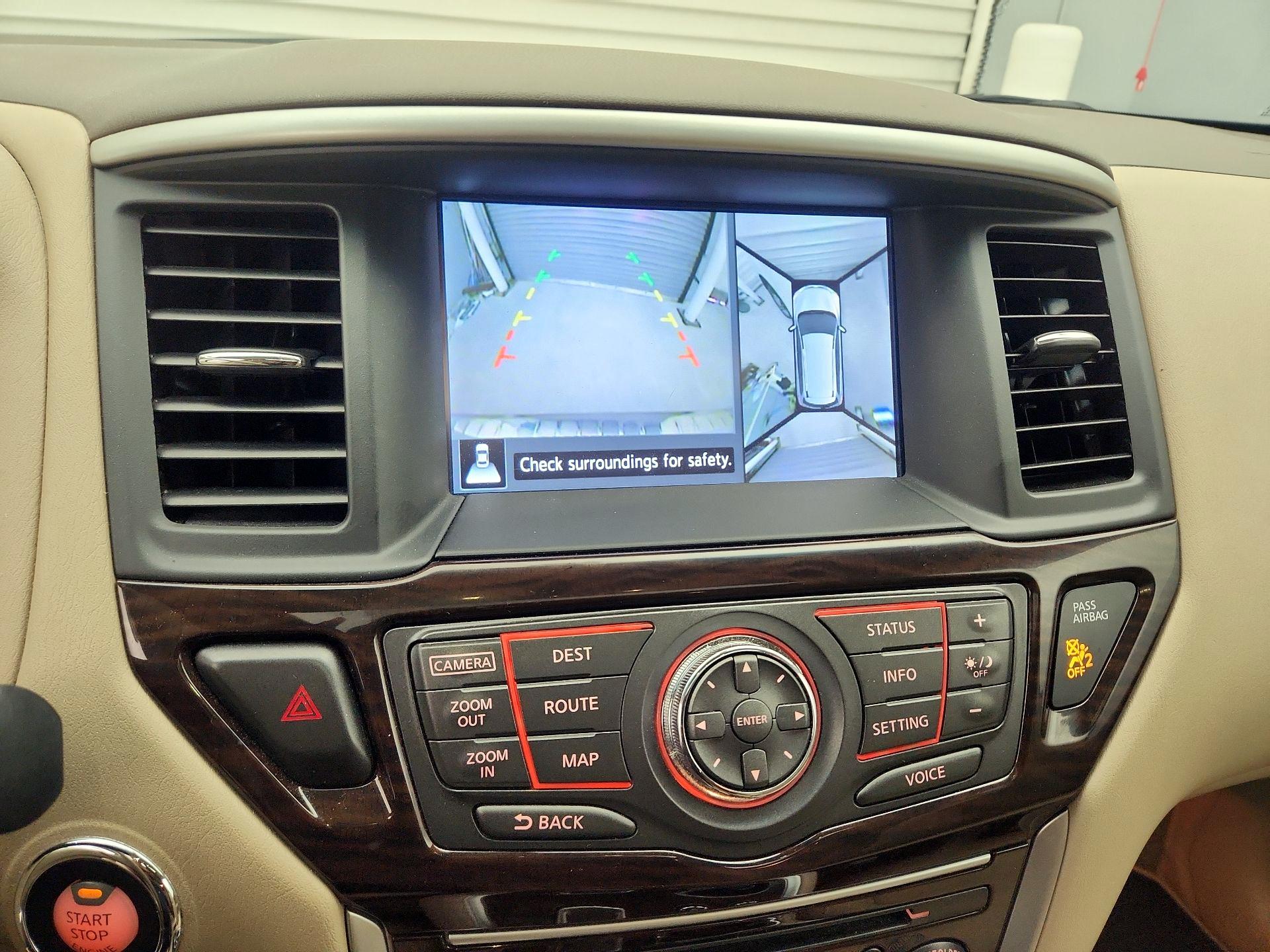 Thumbnail: 2014 Nissan Pathfinder - 15