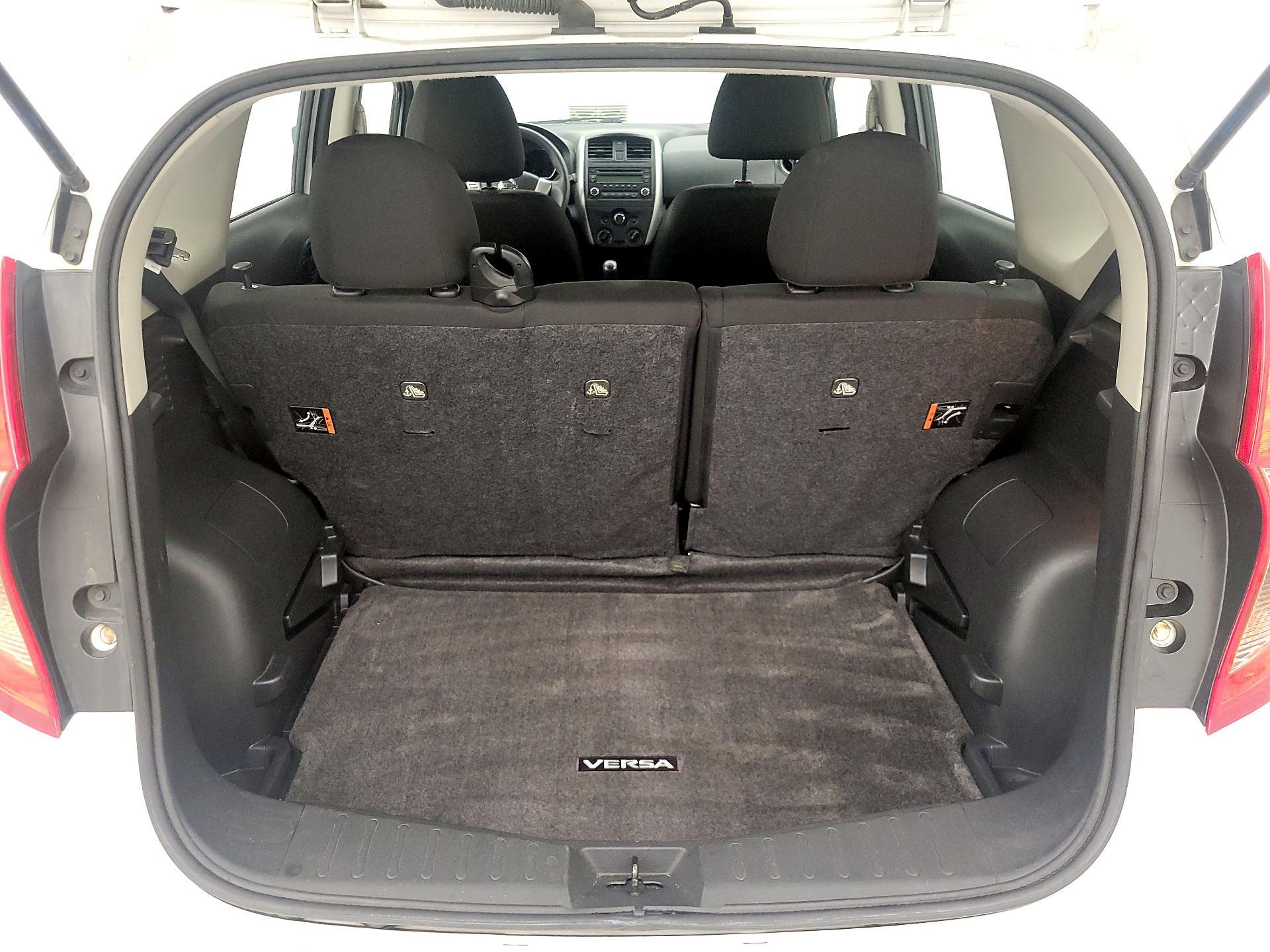 Thumbnail: 2016 Nissan Versa Note - 19