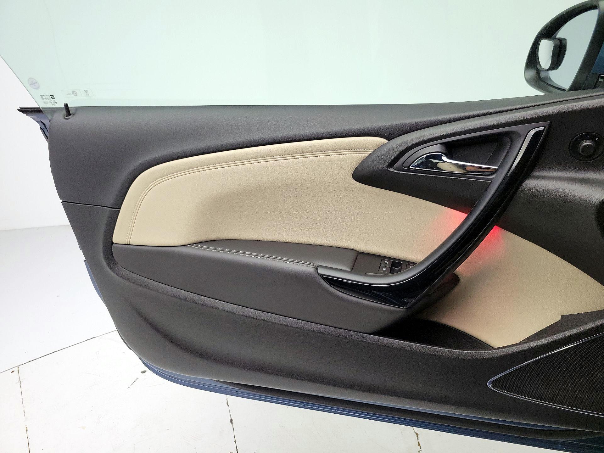 Thumbnail: 2017 Buick Cascada - 12