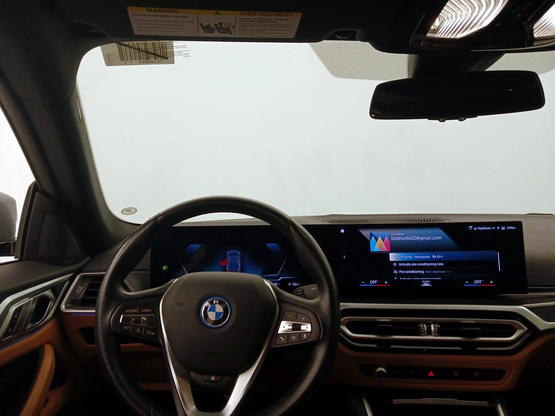 Thumbnail: 2023 BMW i4 - 10