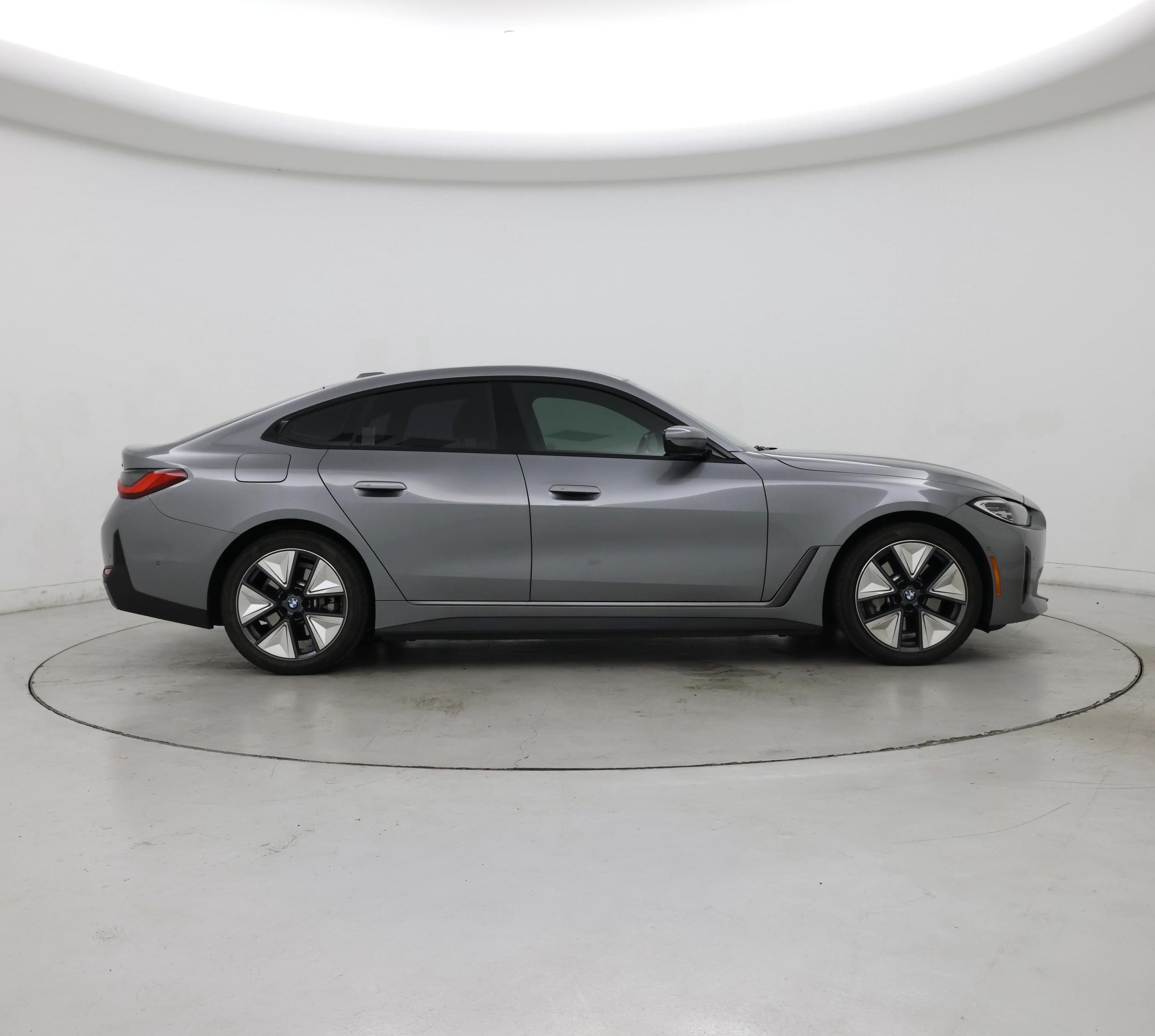 Thumbnail: 2023 BMW i4 - 7
