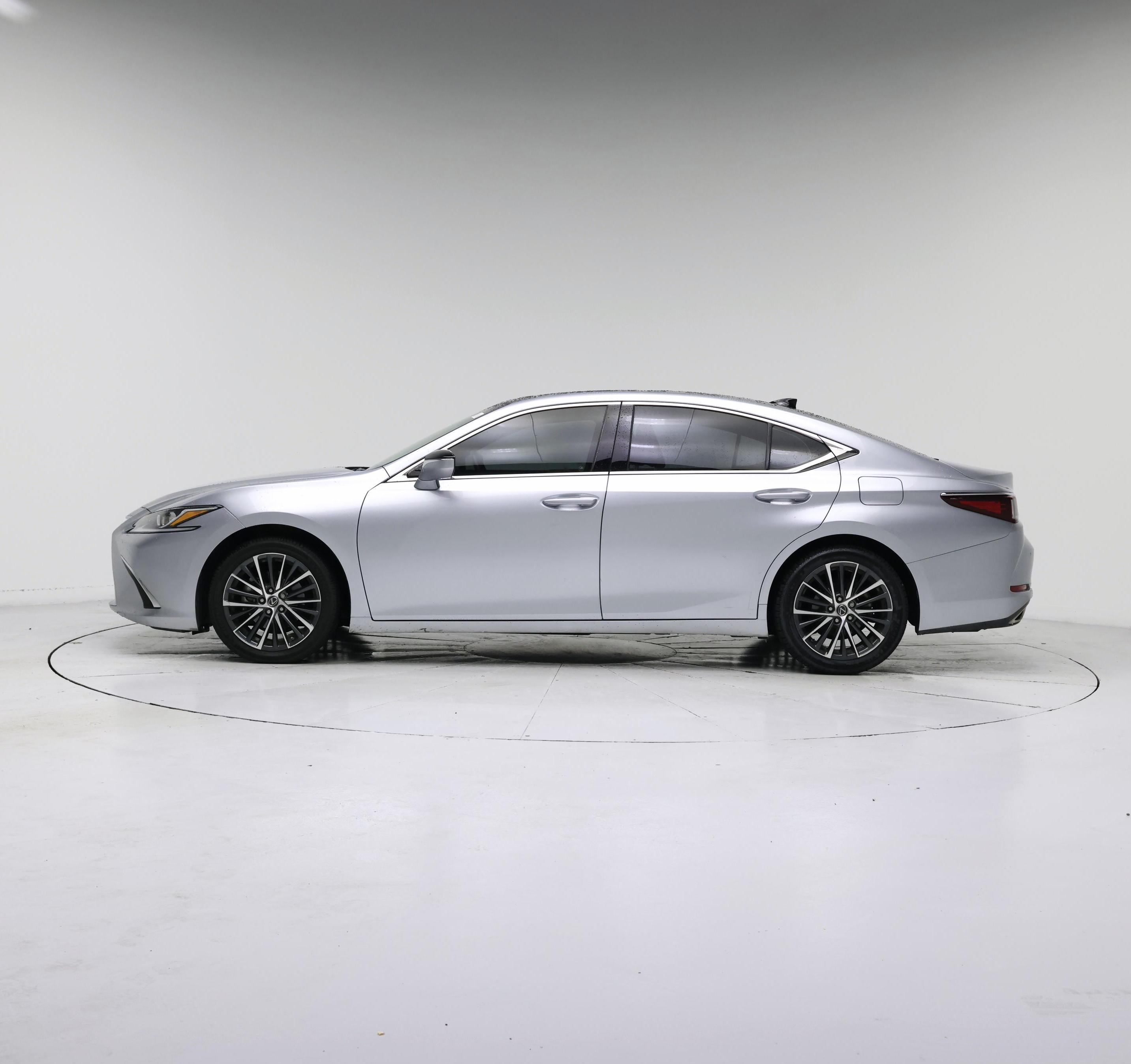 Thumbnail: 2023 Lexus ES - 3