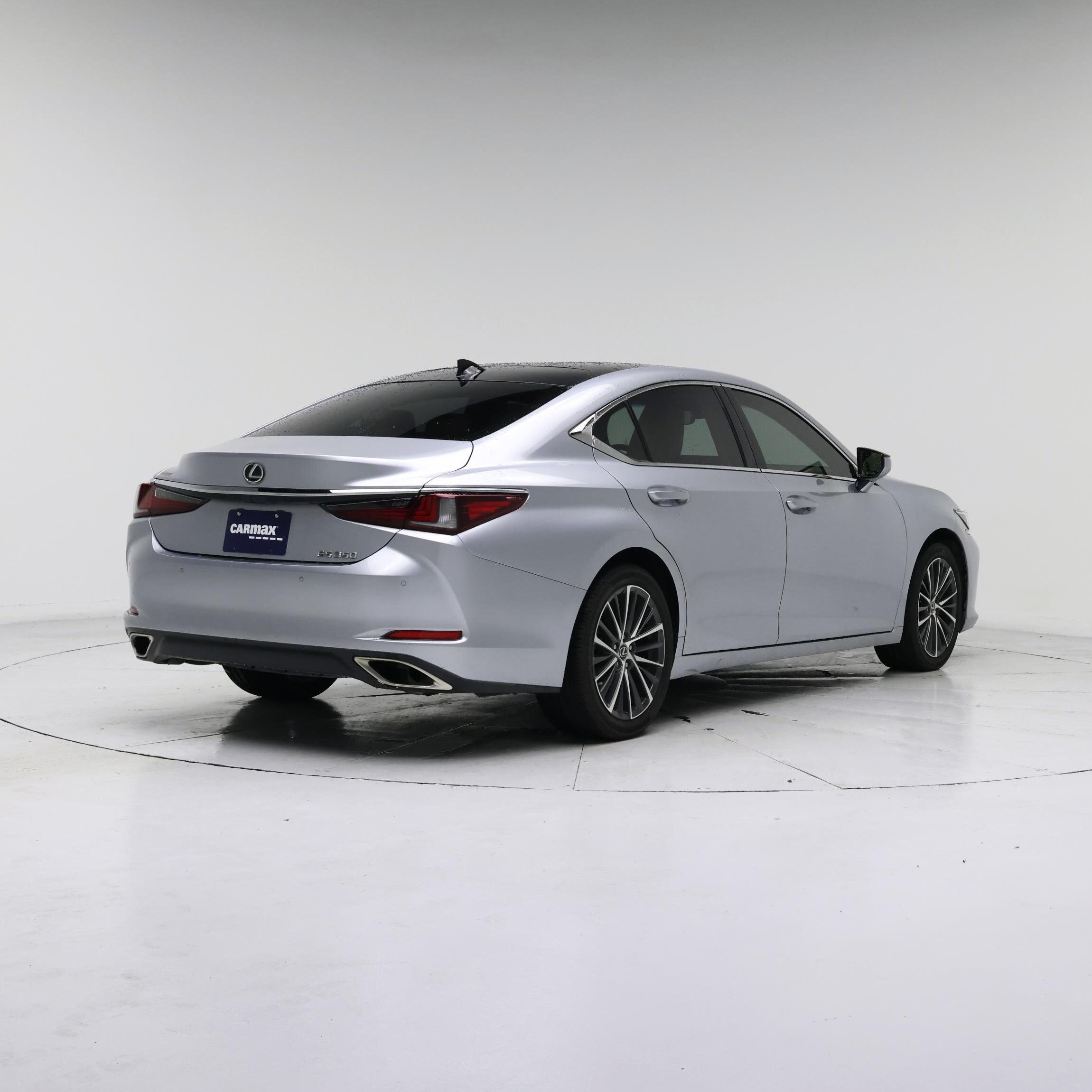 Thumbnail: 2023 Lexus ES - 8