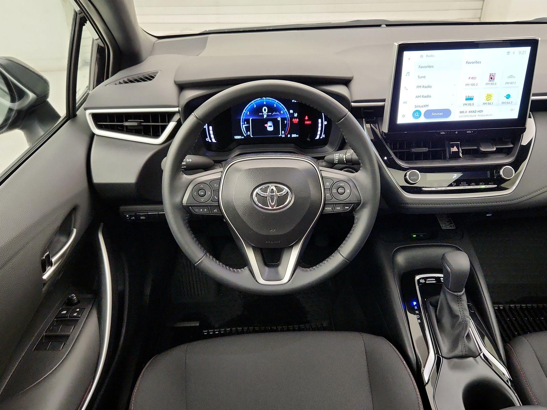 Thumbnail: 2025 Toyota Corolla - 10