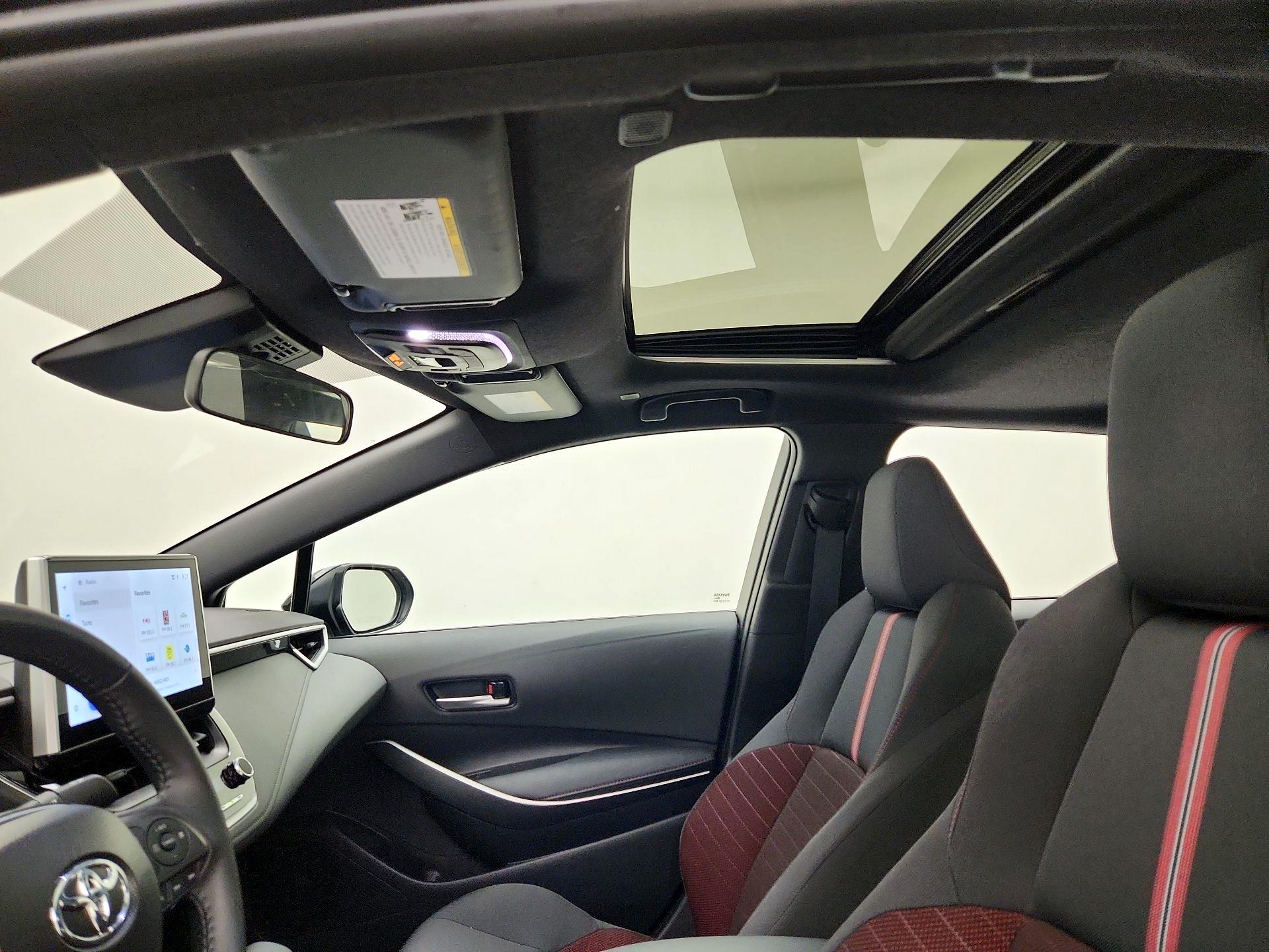 Thumbnail: 2025 Toyota Corolla - 19
