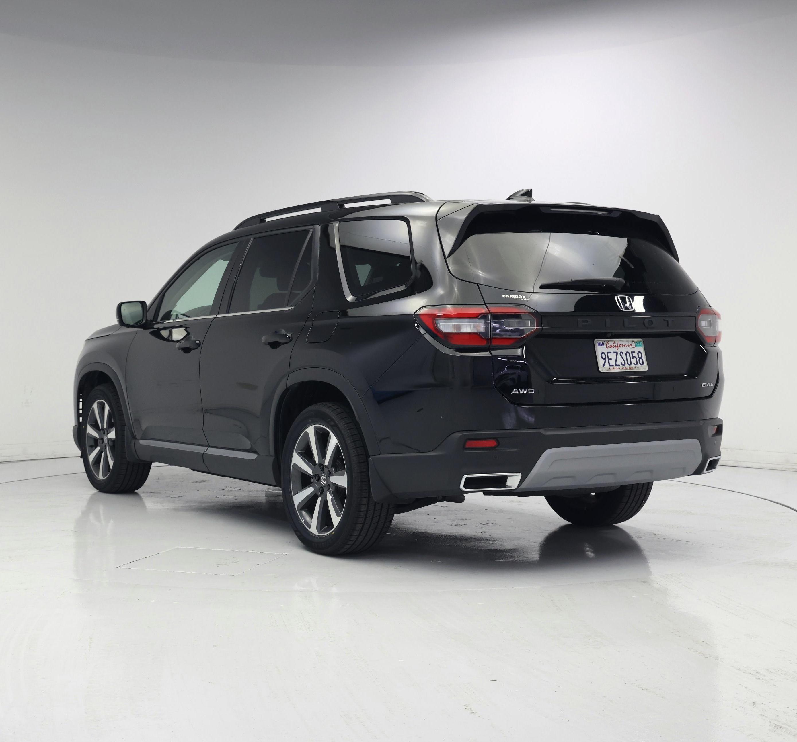 Thumbnail: 2023 Honda Pilot - 2