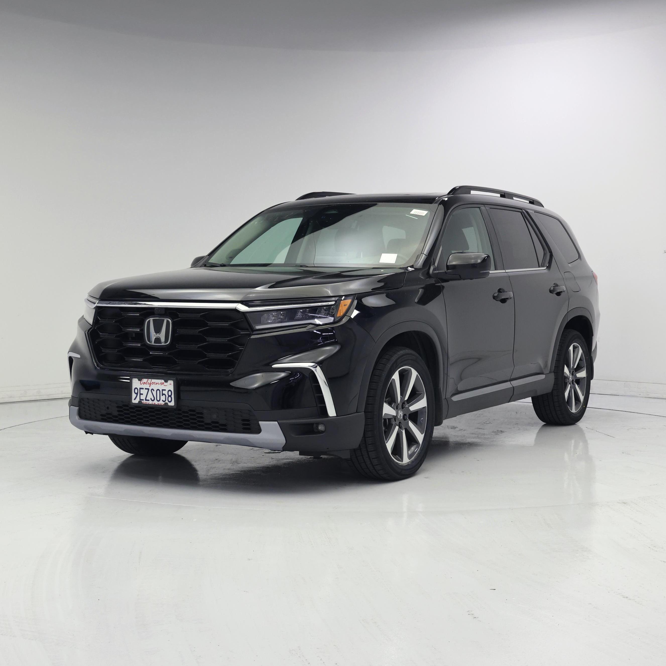 Thumbnail: 2023 Honda Pilot - 4