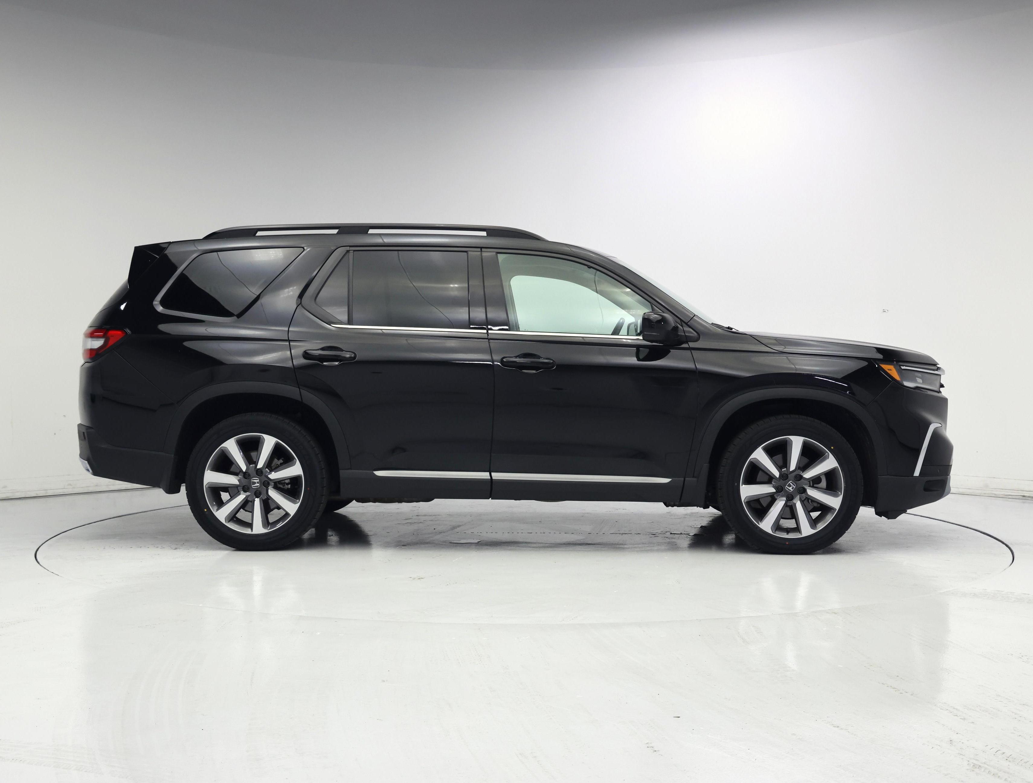 Thumbnail: 2023 Honda Pilot - 7