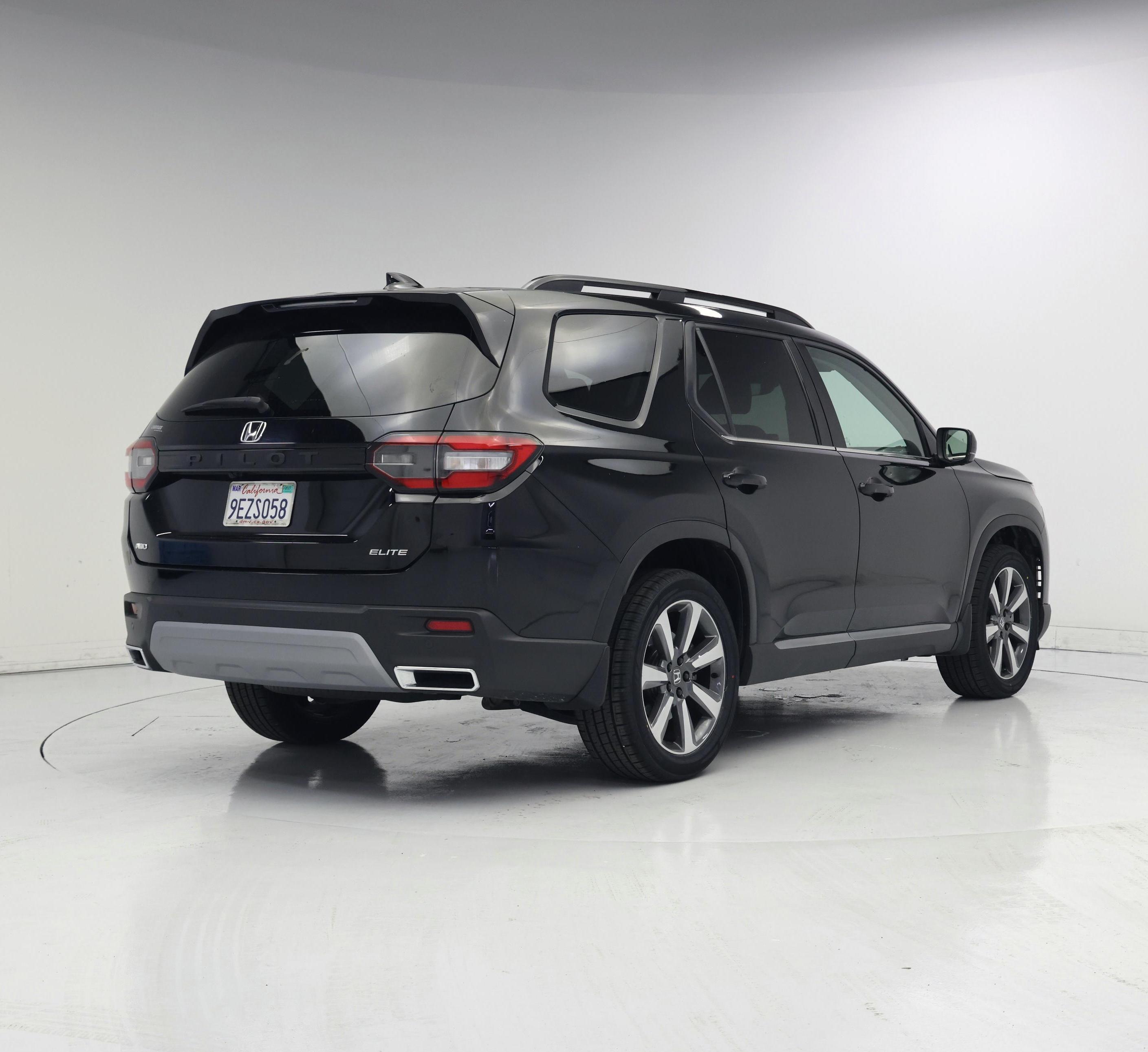 Thumbnail: 2023 Honda Pilot - 8