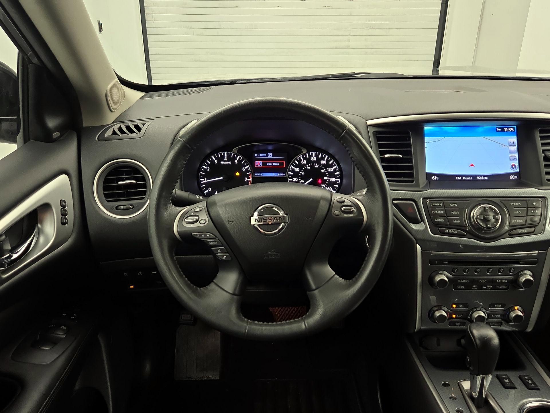 Thumbnail: 2017 Nissan Pathfinder - 10