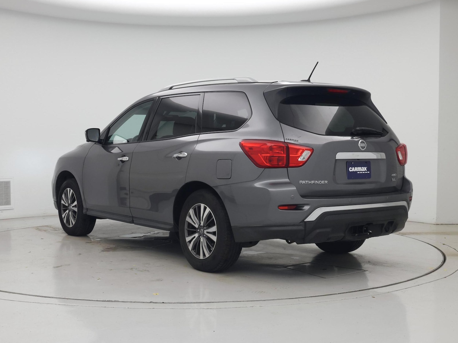 2017 Nissan Pathfinder SL - Photo 3